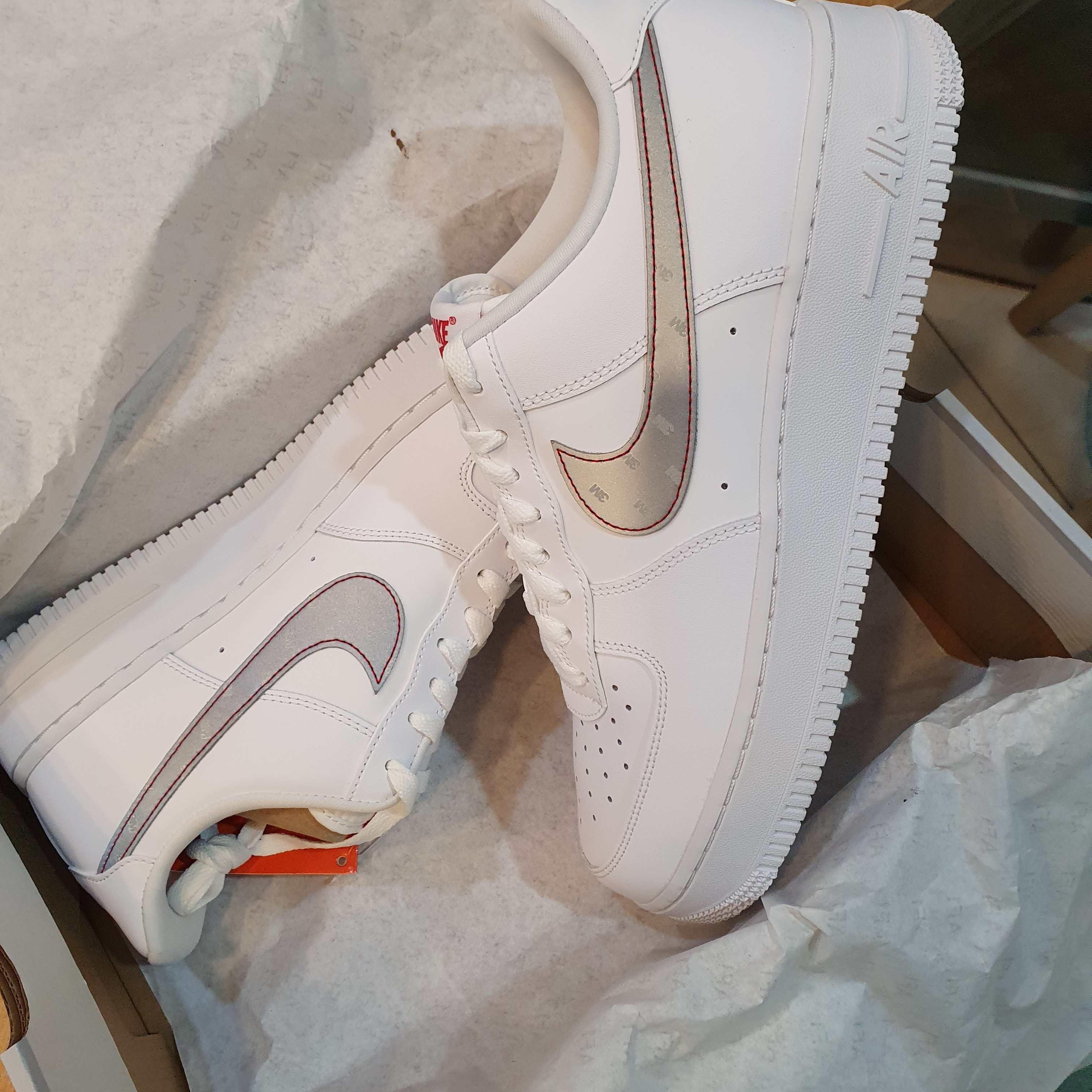 Nike Air Force 1 '07 3M White 착용 스타일 - 1