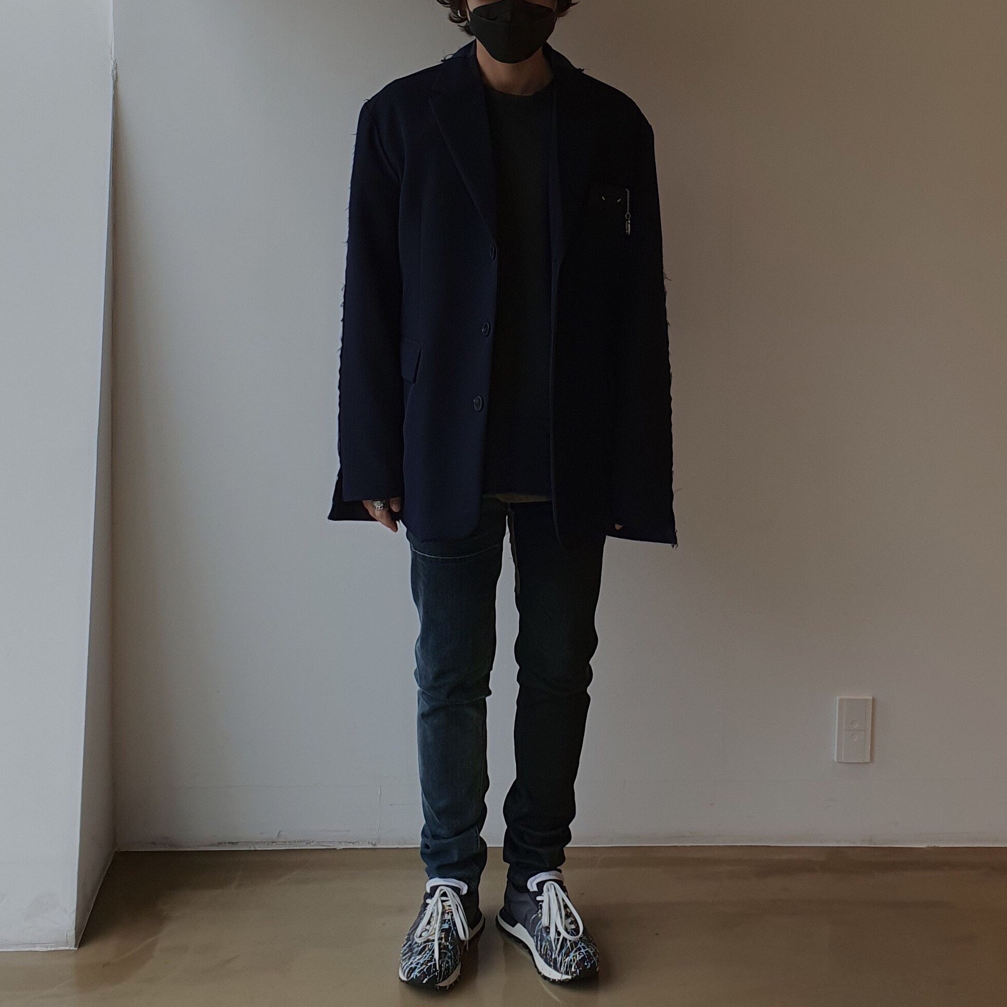 Maison Margiela Replica Paint Runners Blue 착용 스타일