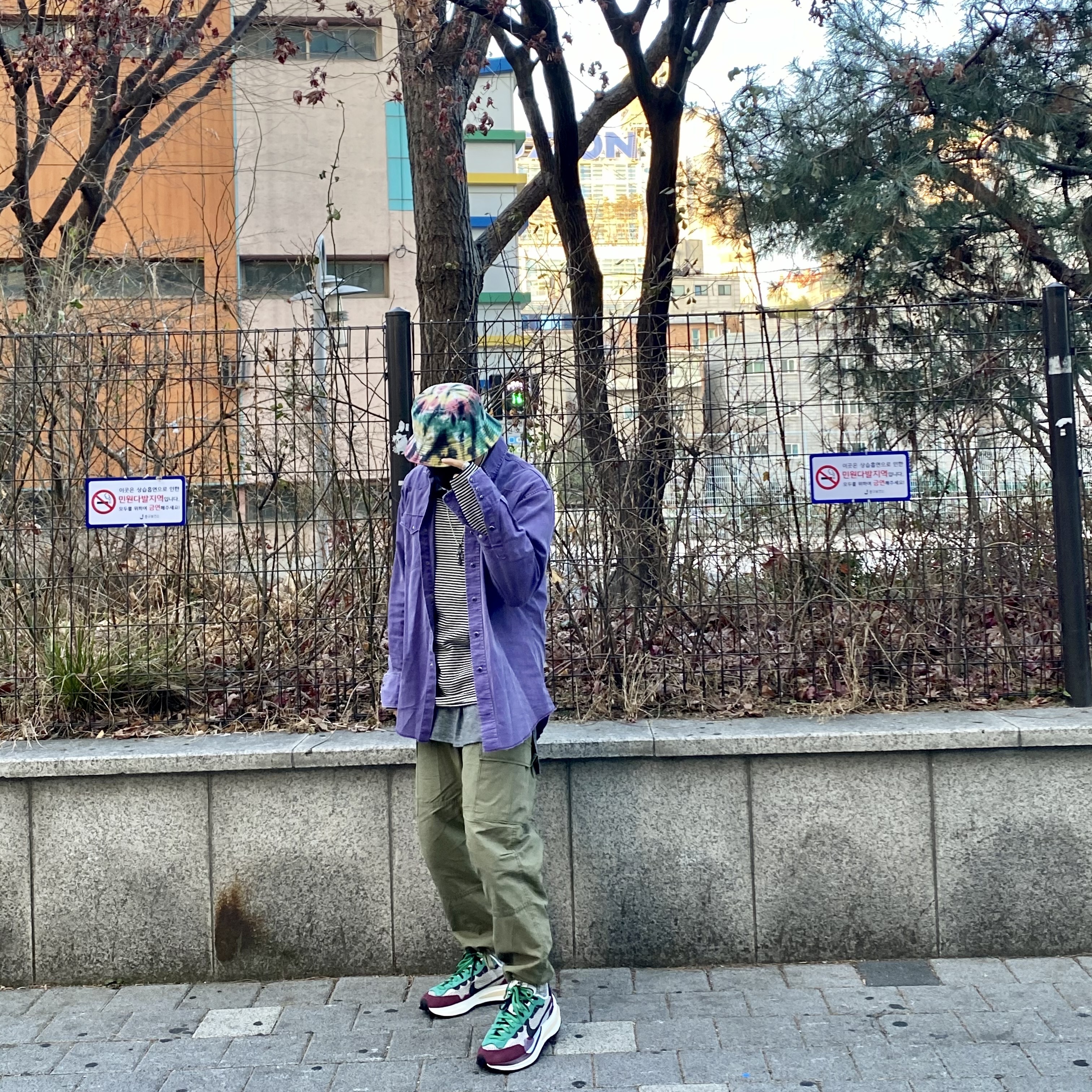 Nike x Sacai VaporWaffle String & Black Villain Red 착용 스타일