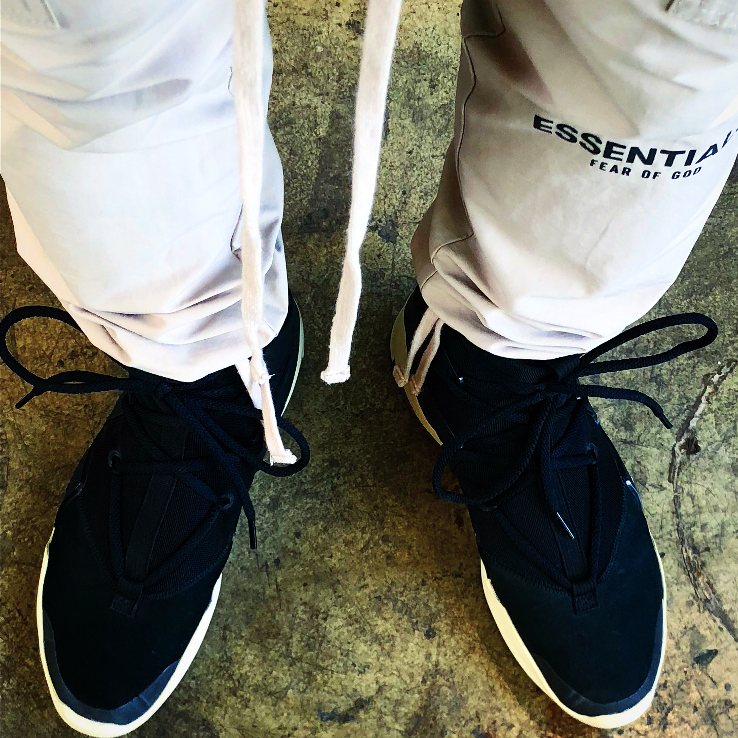 NIke x Fear of God Air Fear of God 1 Black 착용 스타일