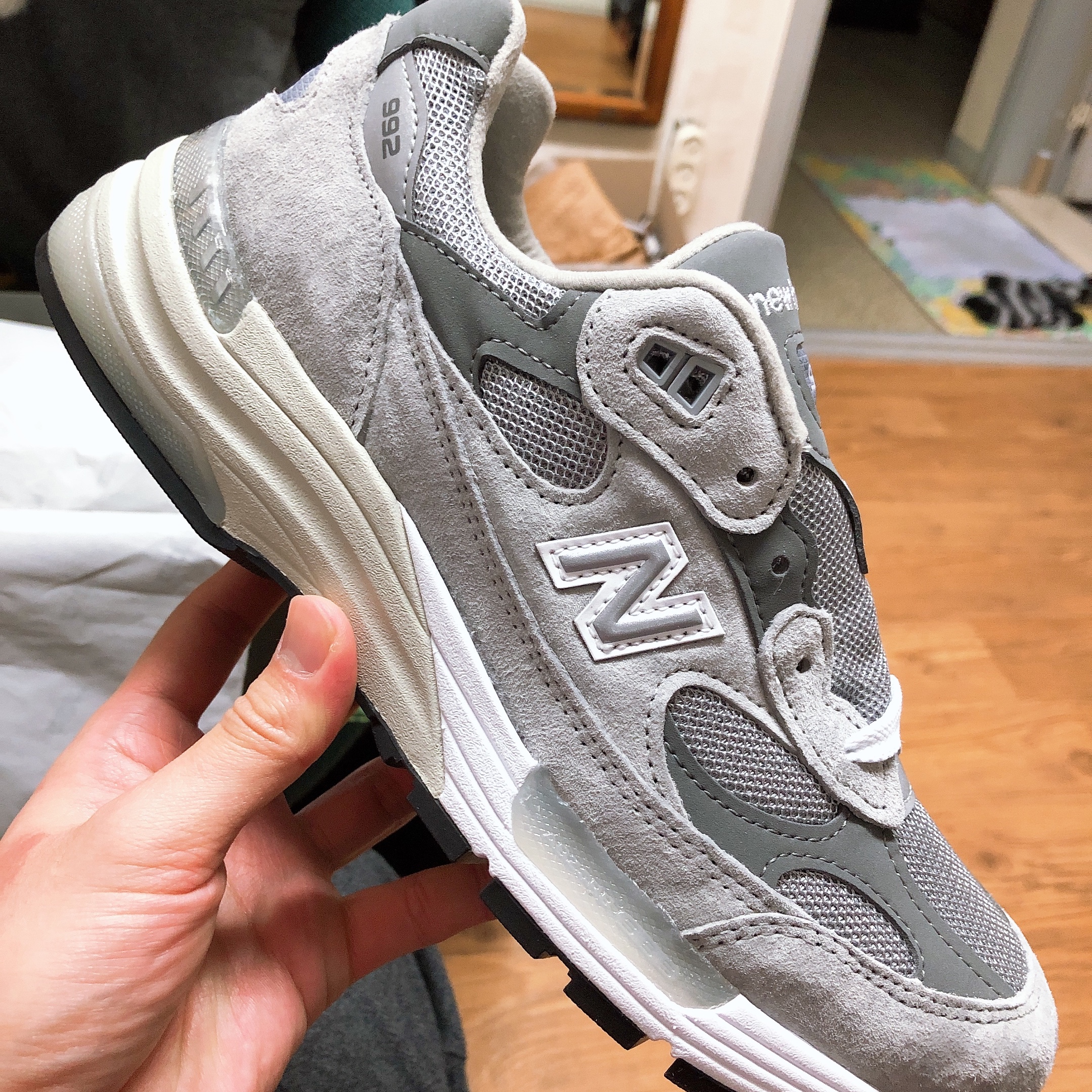 New Balance 992 Made in USA Grey - D Standard 착용 스타일