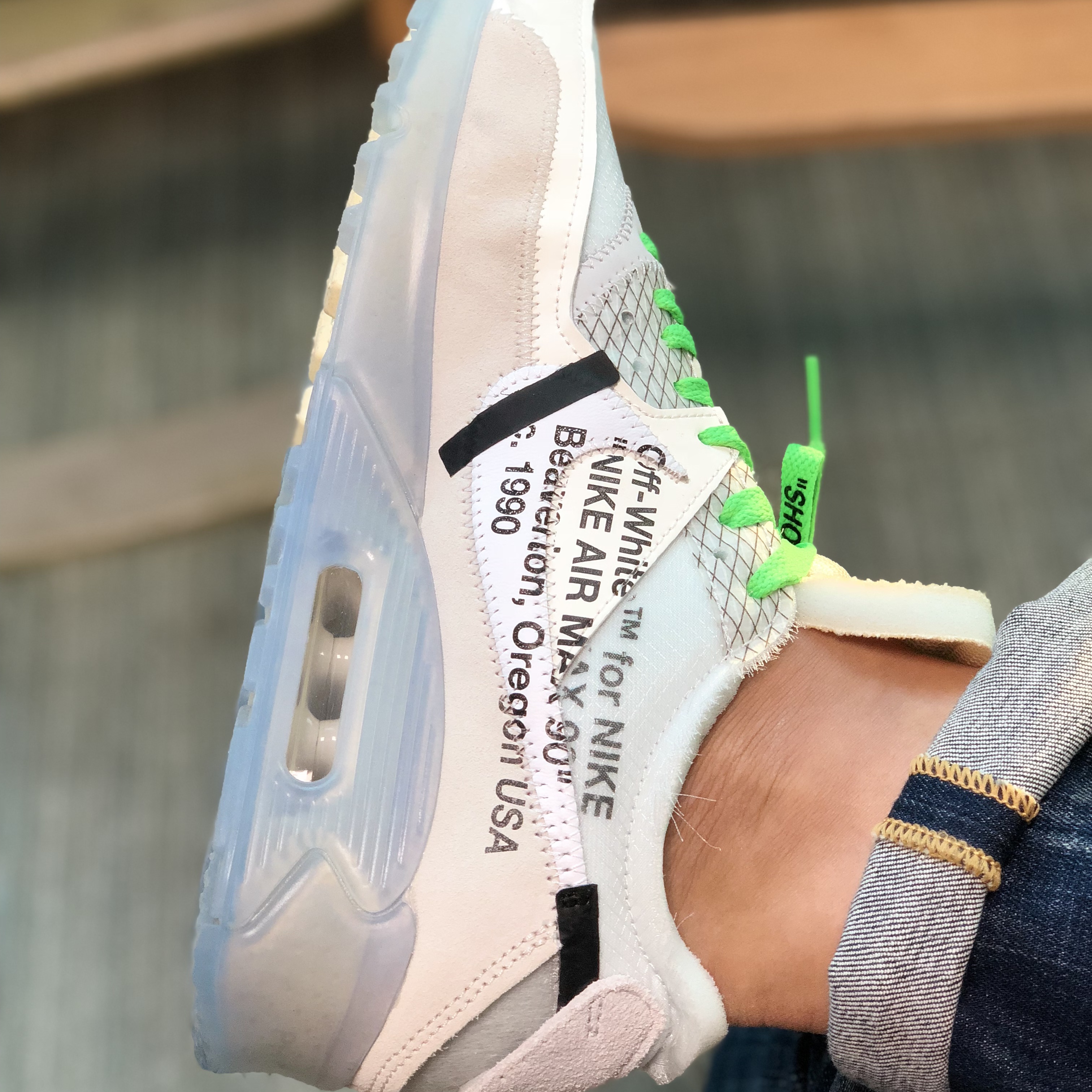 Adidas Yeezy Boost 350 V2 Beluga, Nike x Off-White Air Max 90 The Ten 착용 스타일 - 2