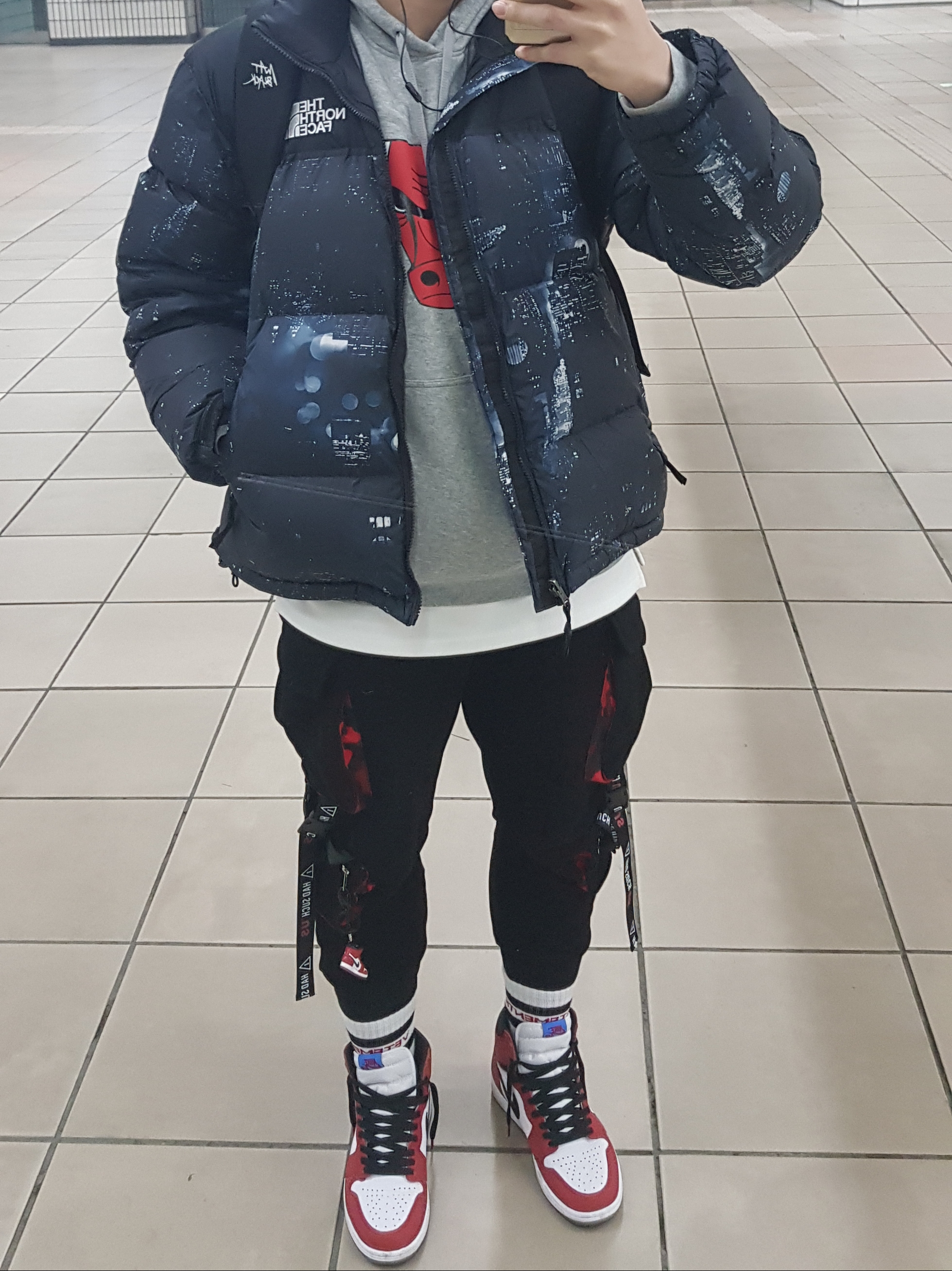 Jordan 1 Retro High Spider-Man Origin Story 착용 스타일