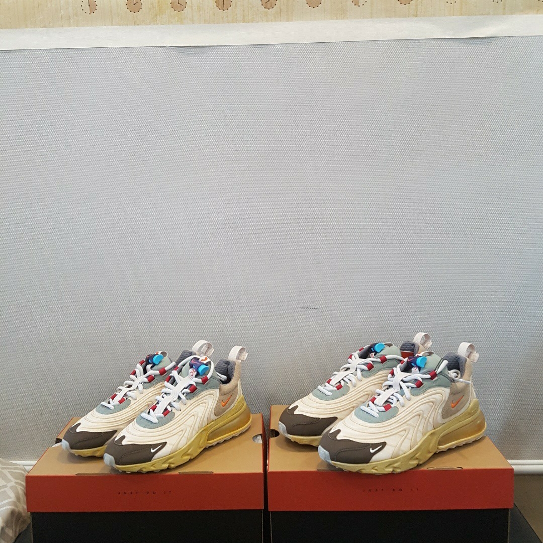 Nike x Travis Scott Air Max 270 React Cactus Trails 착용 스타일