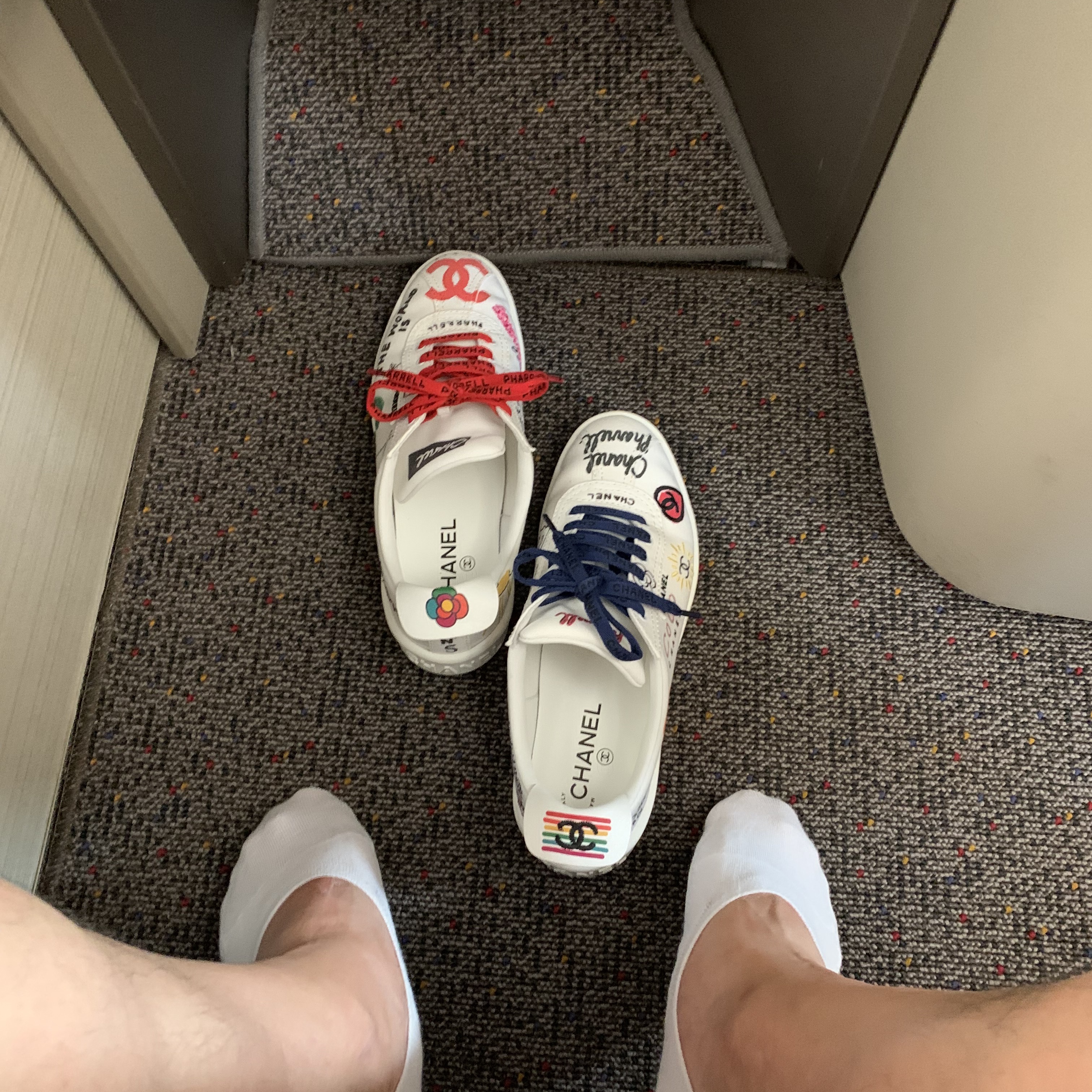 Nike x Sacai LDWaffle Green Multi, Reebok x Vetements Instapump Fury Doodle 착용 스타일 - 5