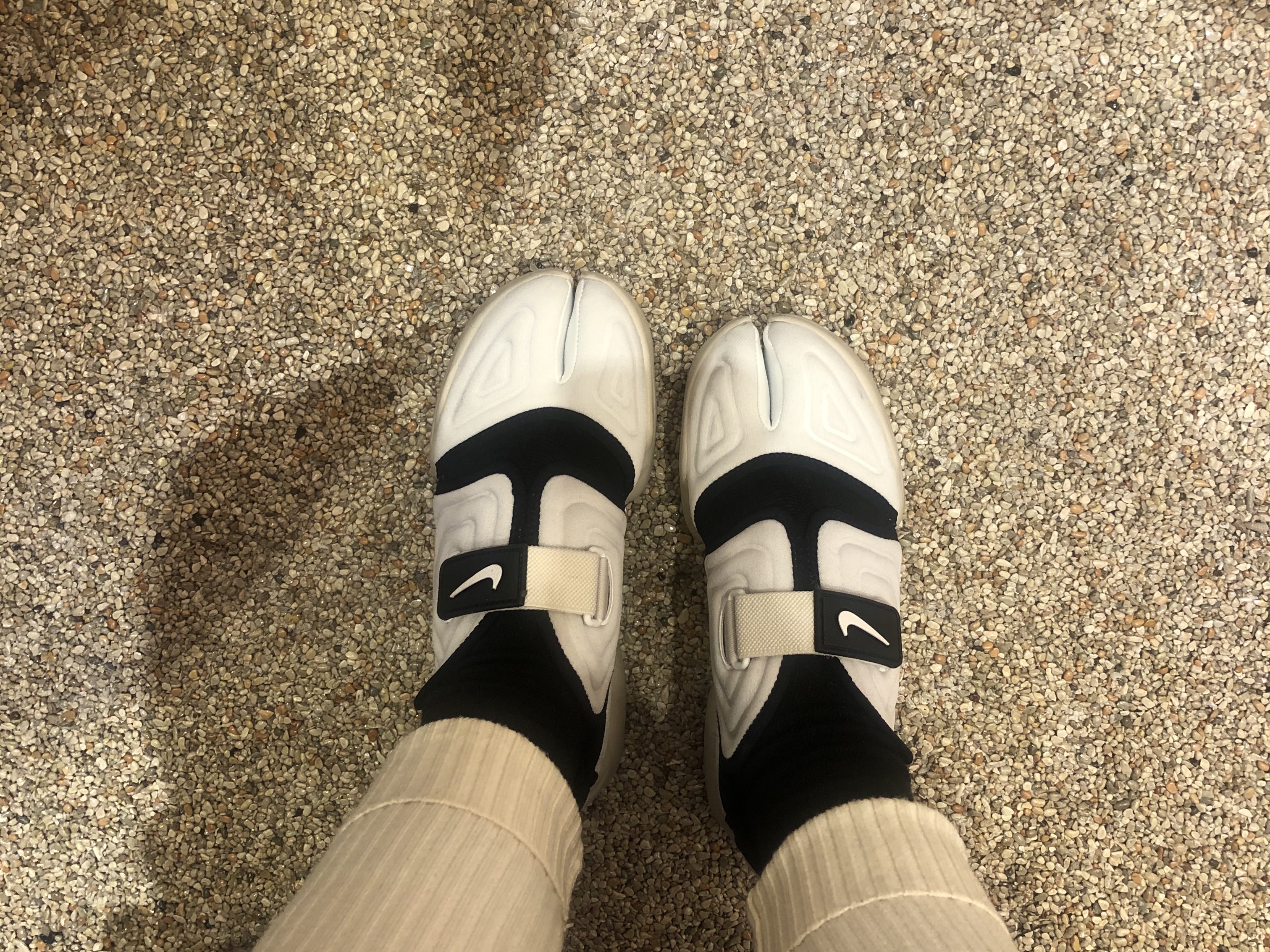 (W) Nike Aqua Rift Summit White 착용 스타일