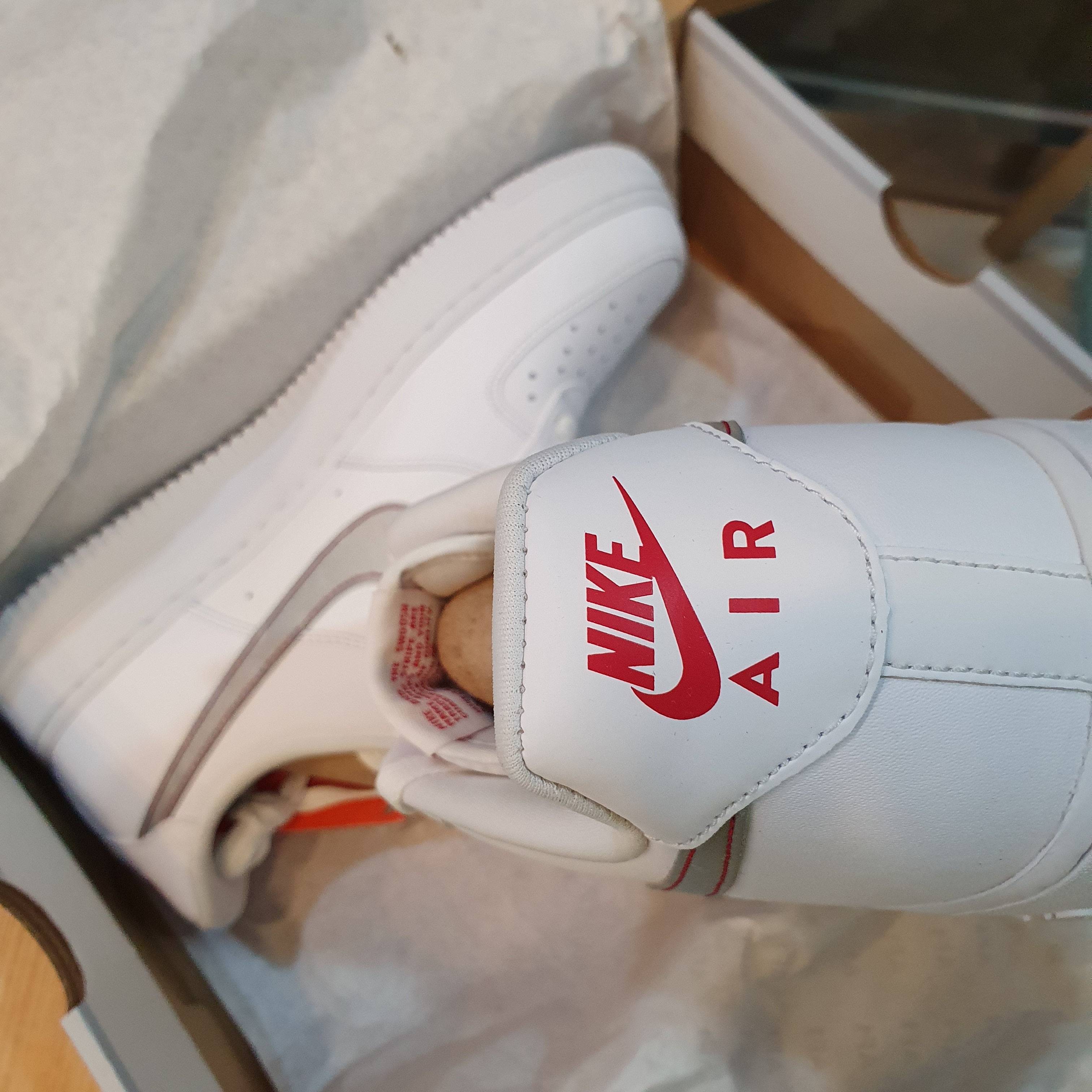 Nike Air Force 1 '07 3M White 착용 스타일 - 5