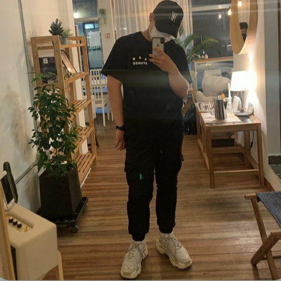 Balenciaga Triple S White 2018 착용 스타일