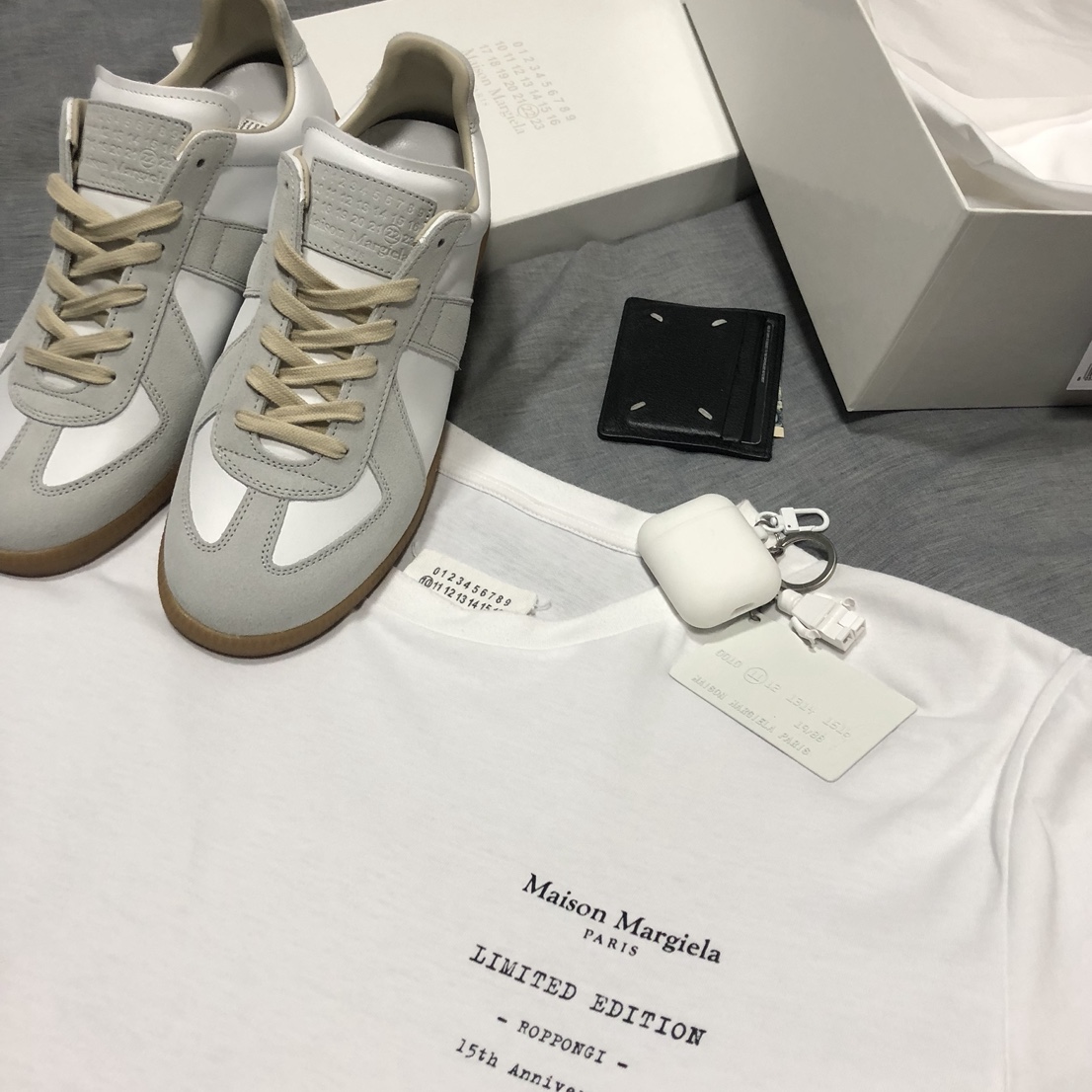 Maison Margiela Calfskin Replica Sneakers 착용 스타일 - 1