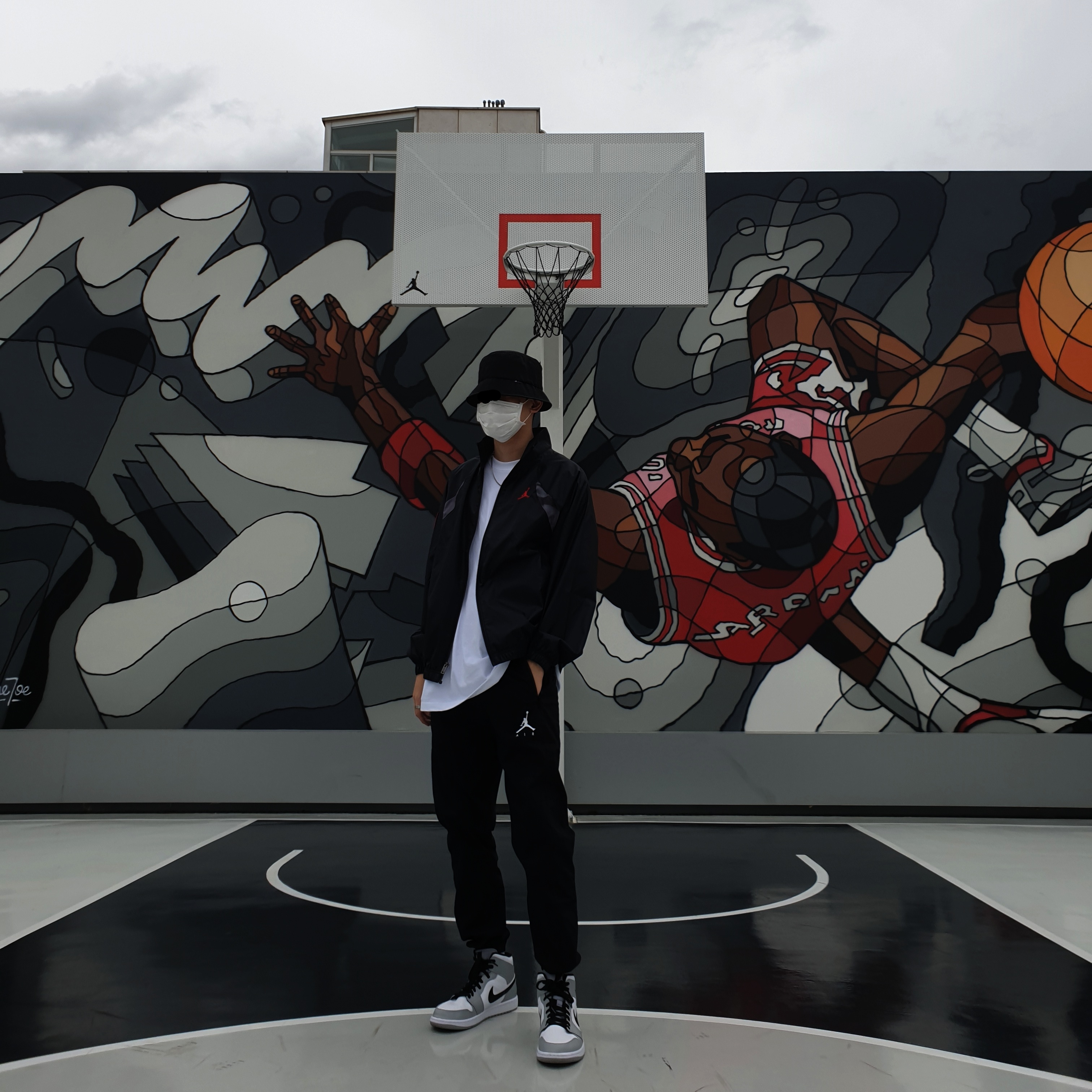 Jordan 1 Mid Light Smoke Grey 착용 스타일