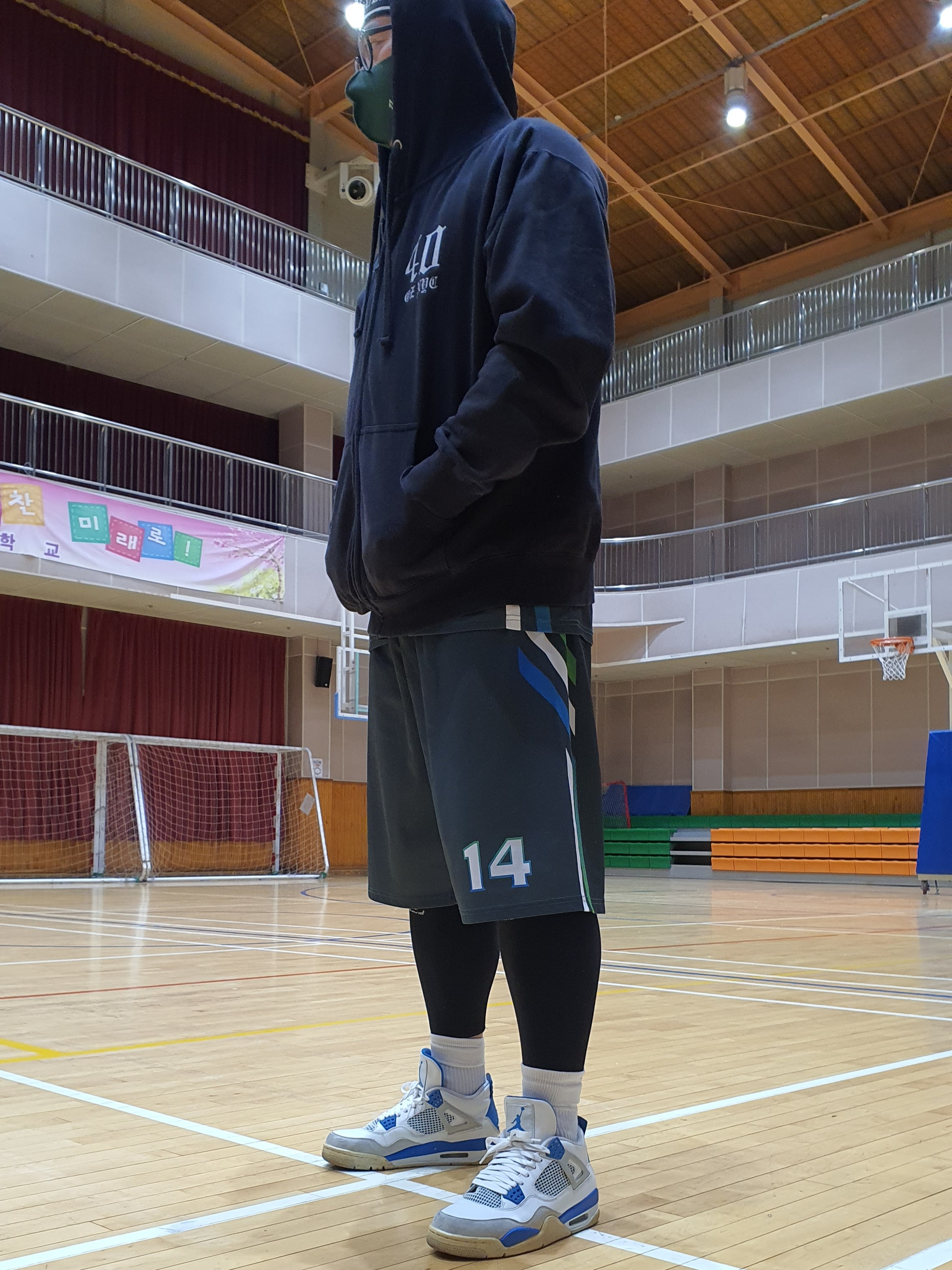 Jordan 4 Retro Military Blue 2012 착용 스타일