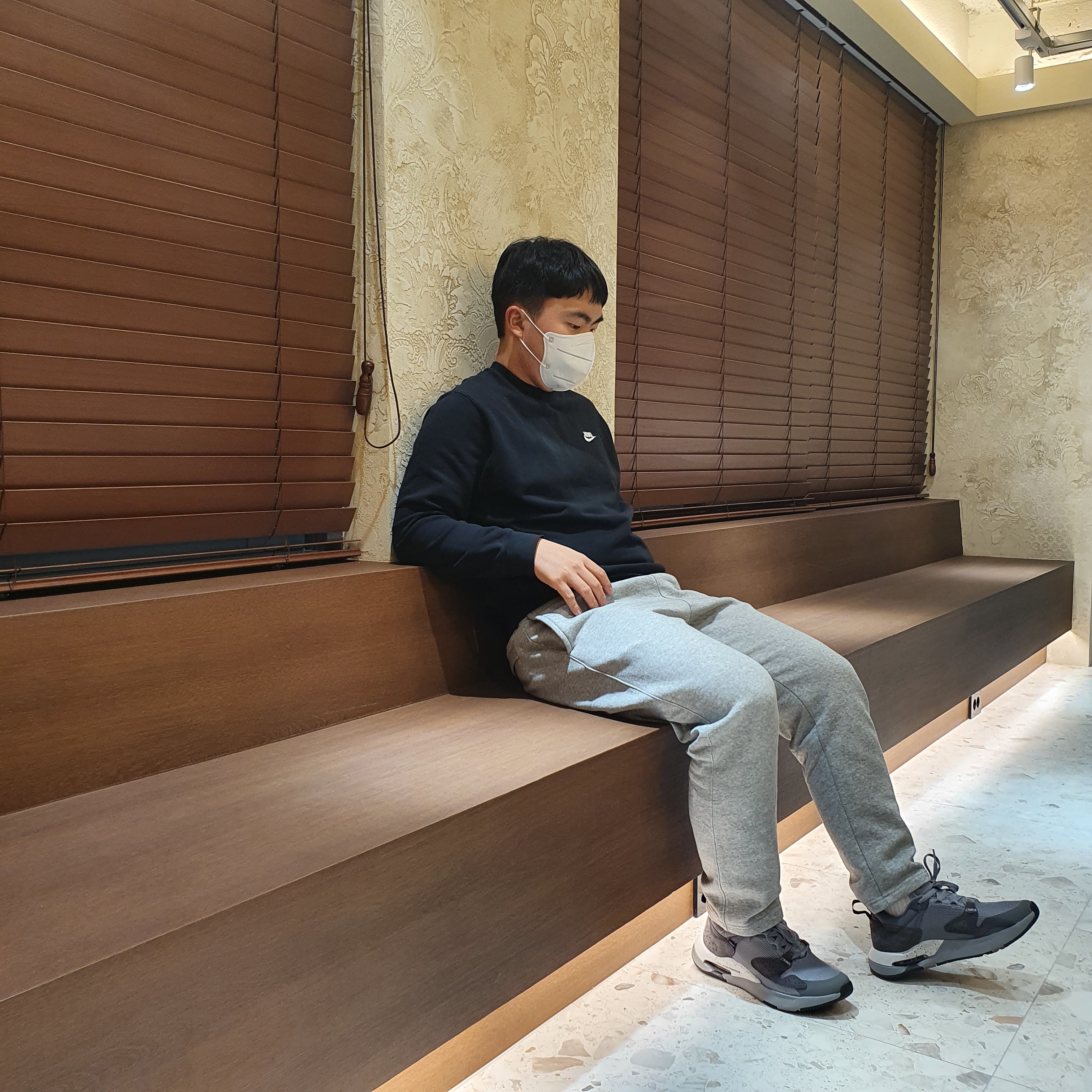 Jordan x Fragment Air Cadence SP Particle Grey 착용 스타일