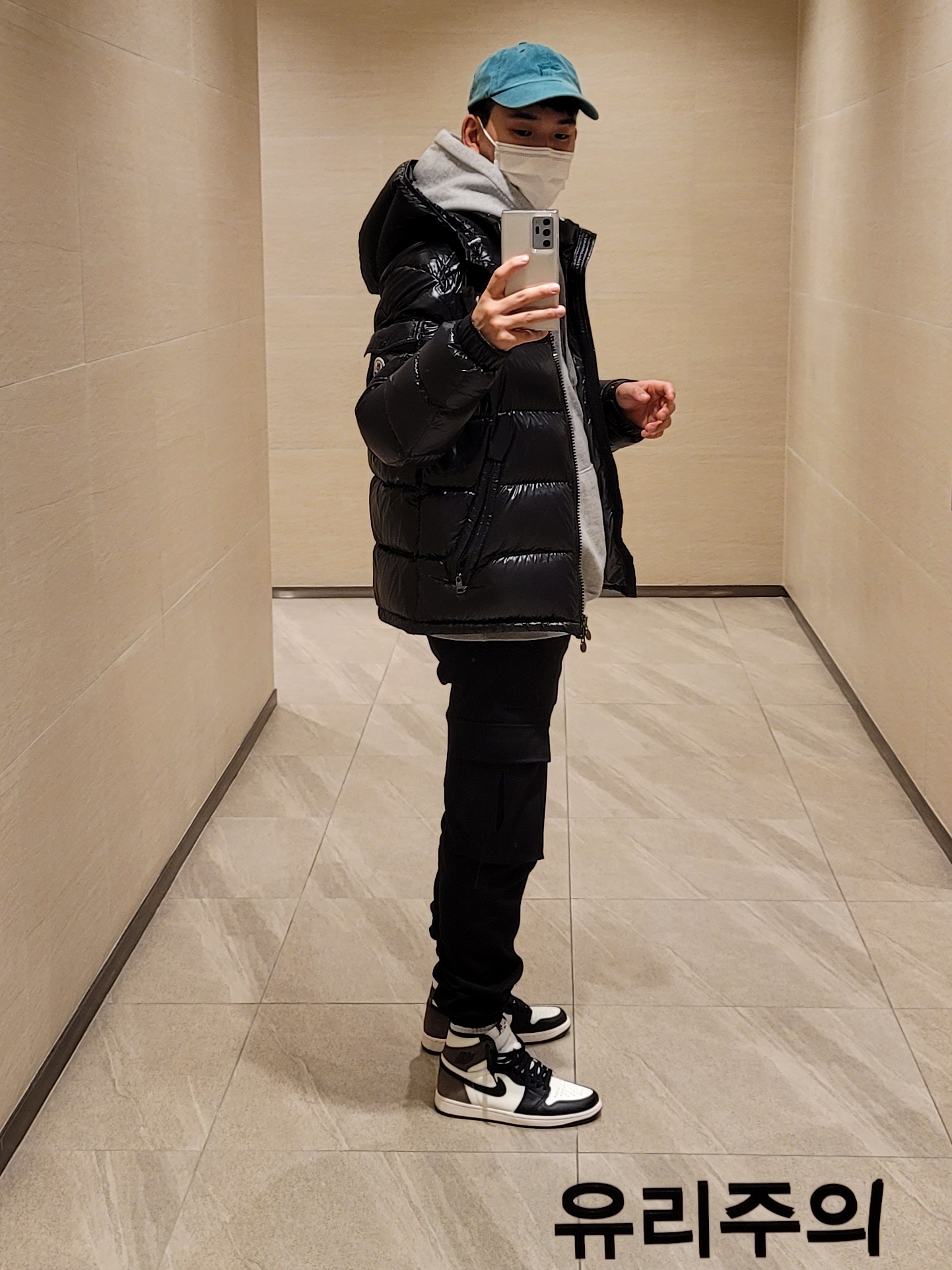 Jordan 1 Retro High OG Black Mocha, (GS) Jordan 11 Retro Bred 2019 착용 스타일 - 1