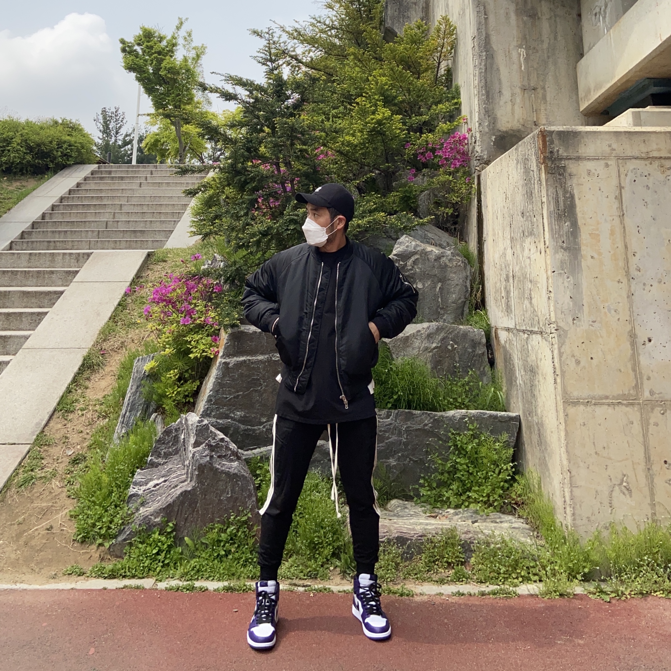 Jordan 1 Retro High OG Court Purple 2020 착용 스타일 - 1