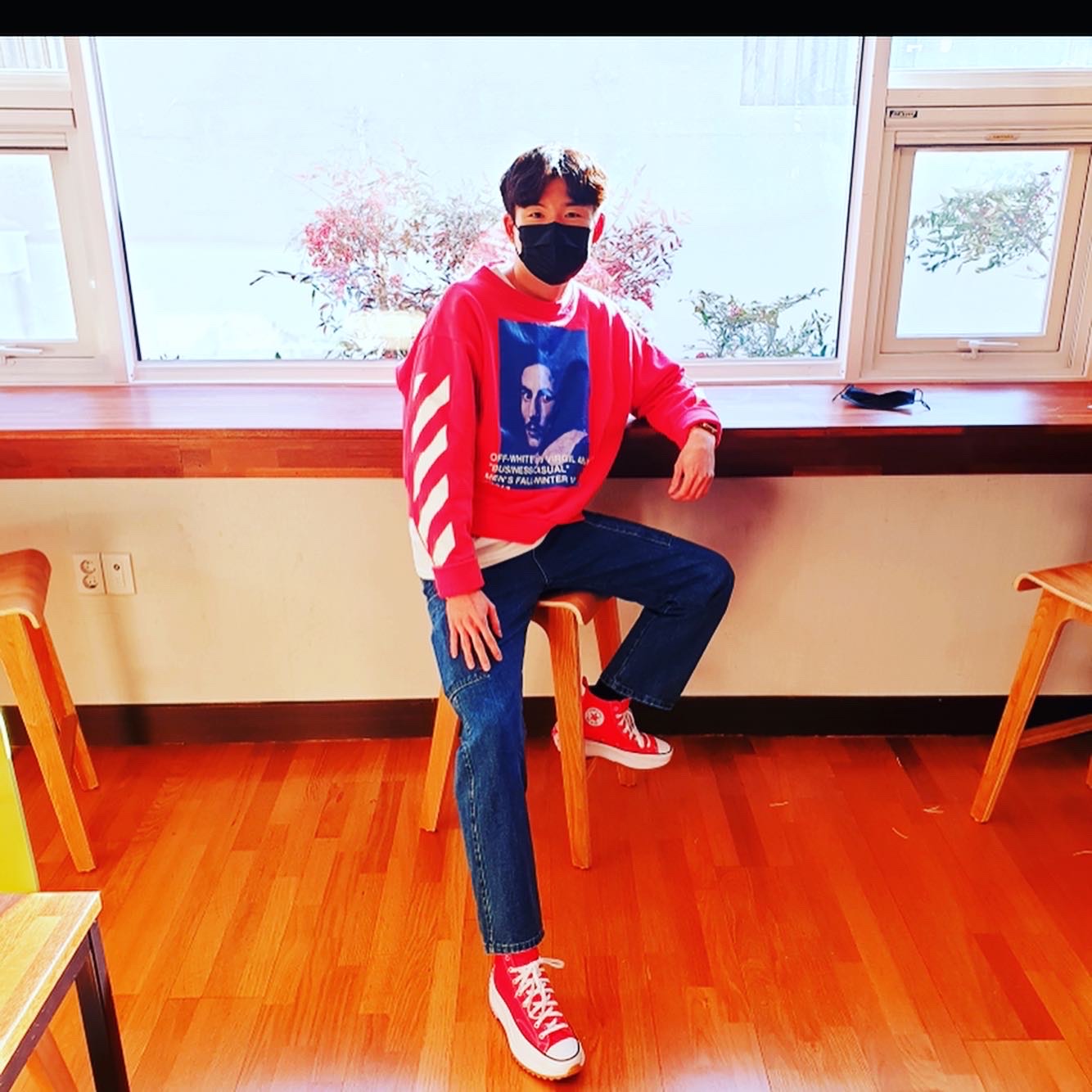 Converse Run Star Hike Hi University Red 착용 스타일 - 2