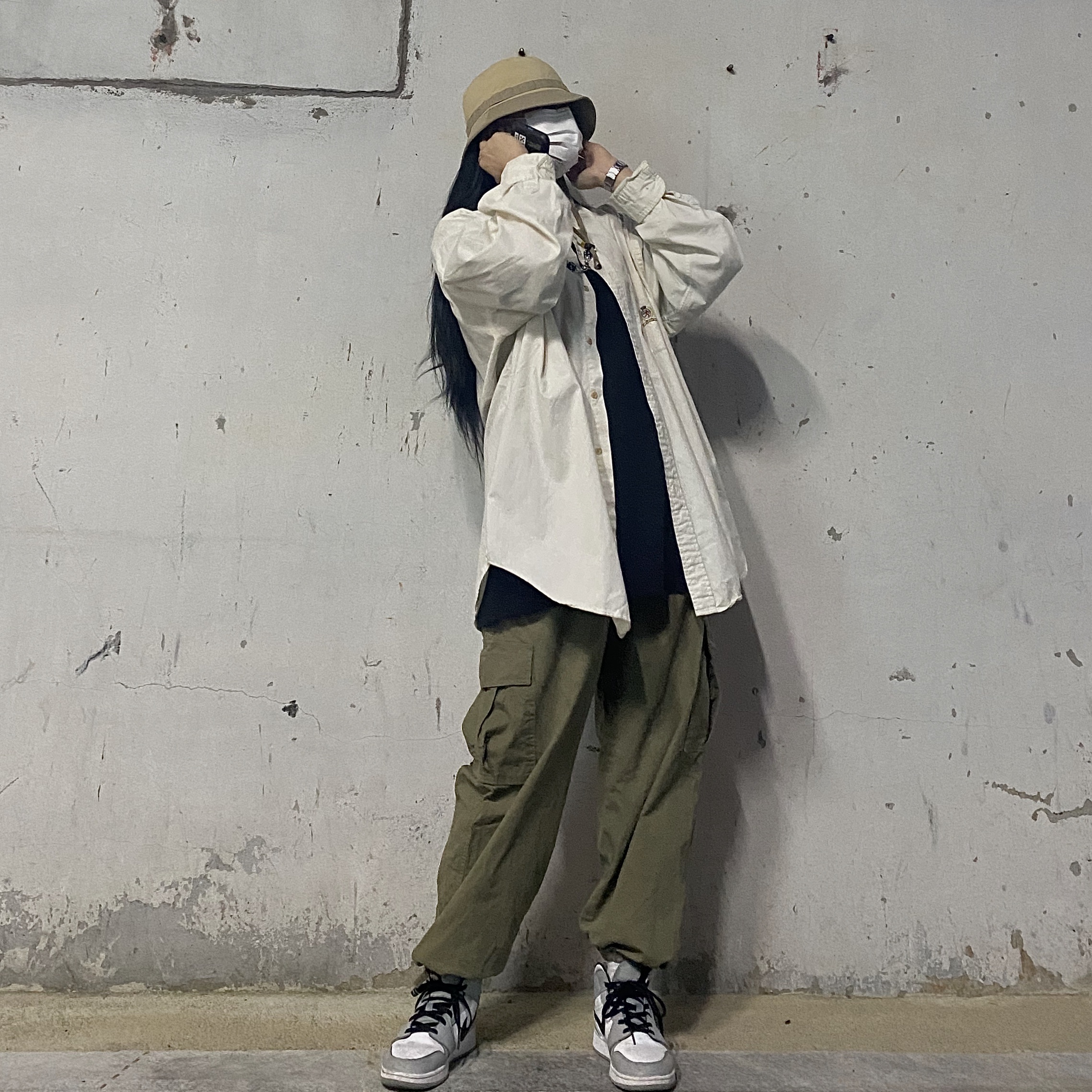 (GS) Jordan 1 Mid Light Smoke Grey 착용 스타일 - 4