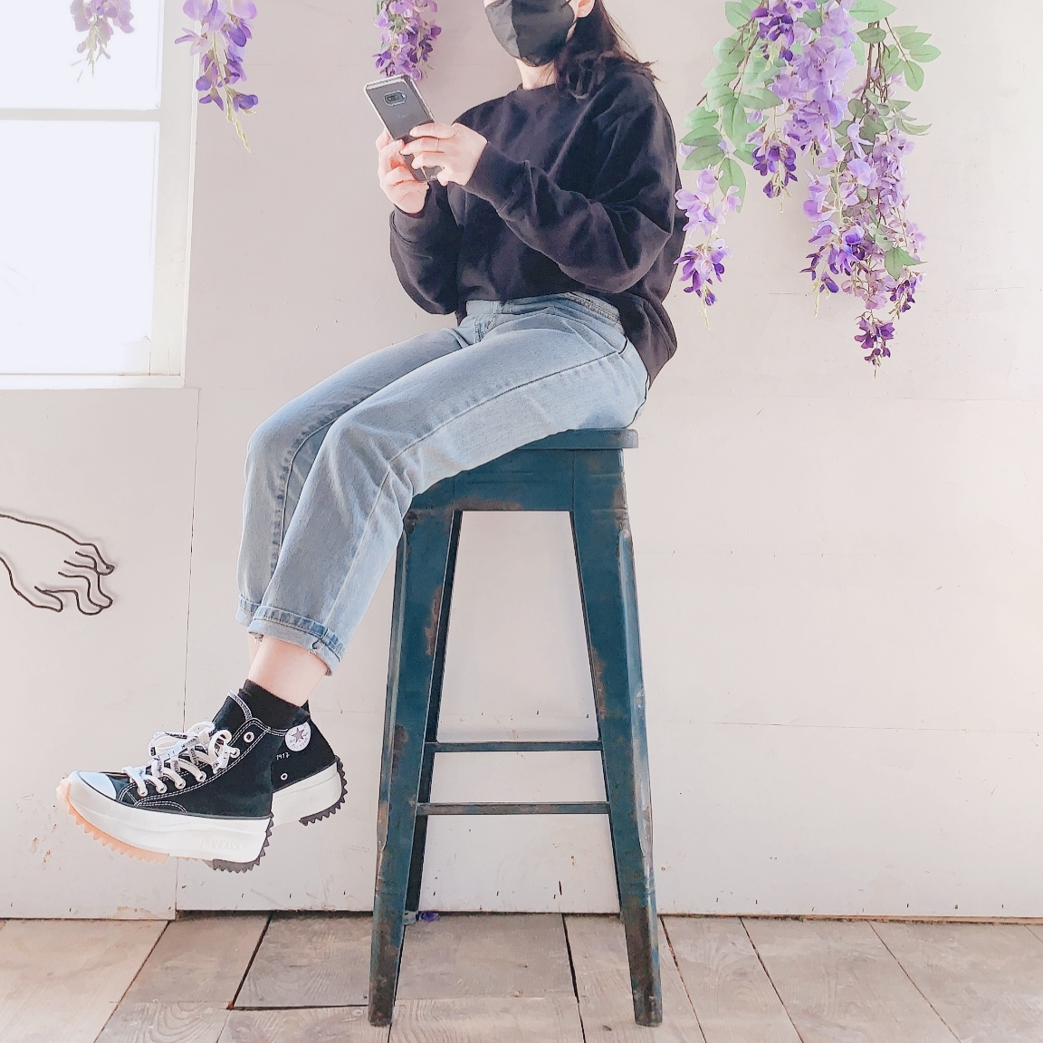 Converse x JW Anderson Run Star Hike Hi Black 착용 스타일