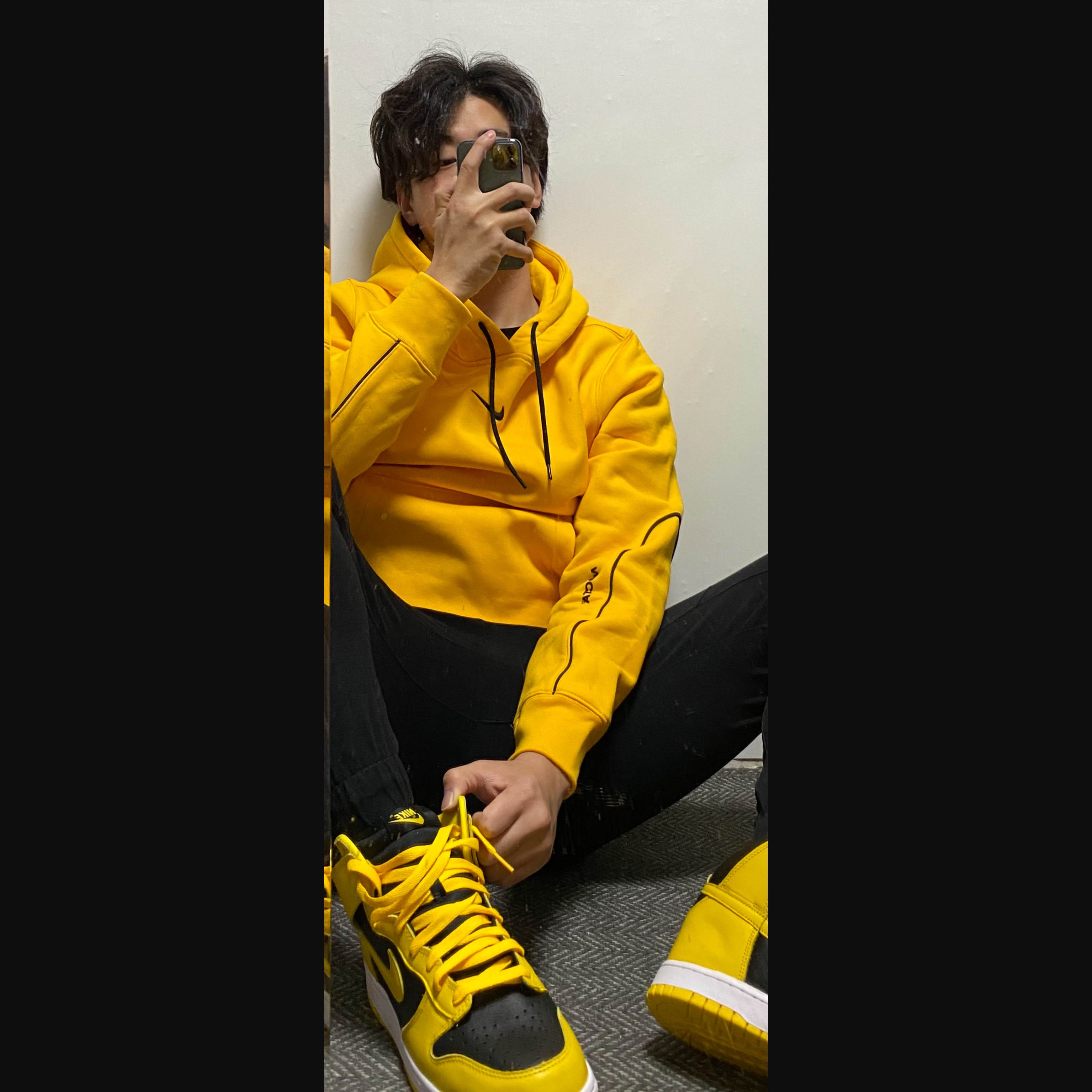 Nike x Drake Nocta Essential Hoodie University Gold - Asia, Nike Dunk High SP Varsity Maize 착용 스타일