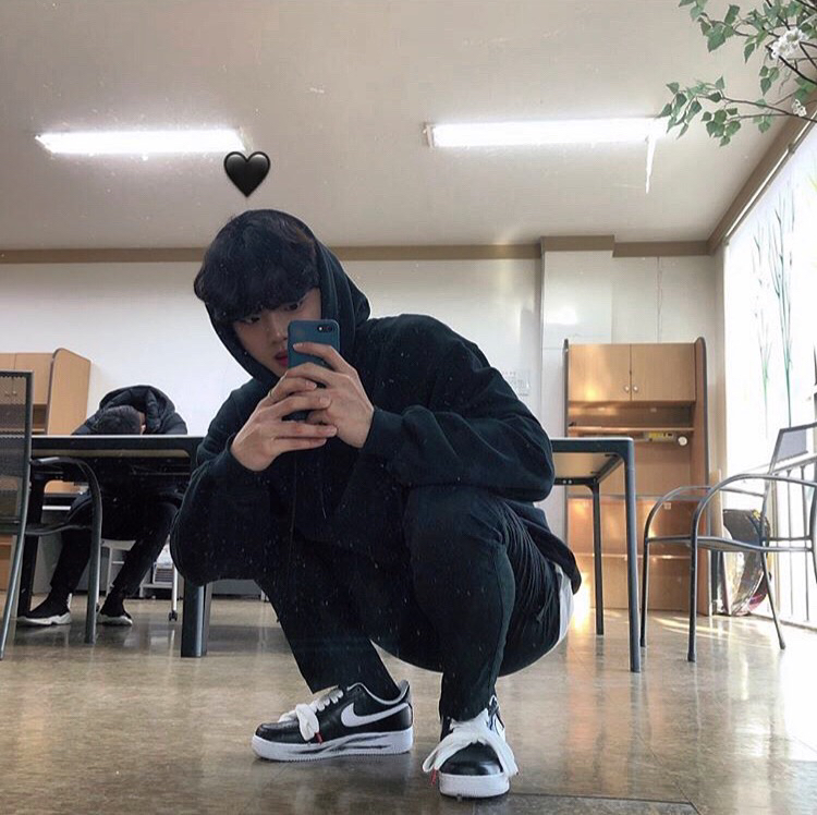 KREAM 프로필 이미지