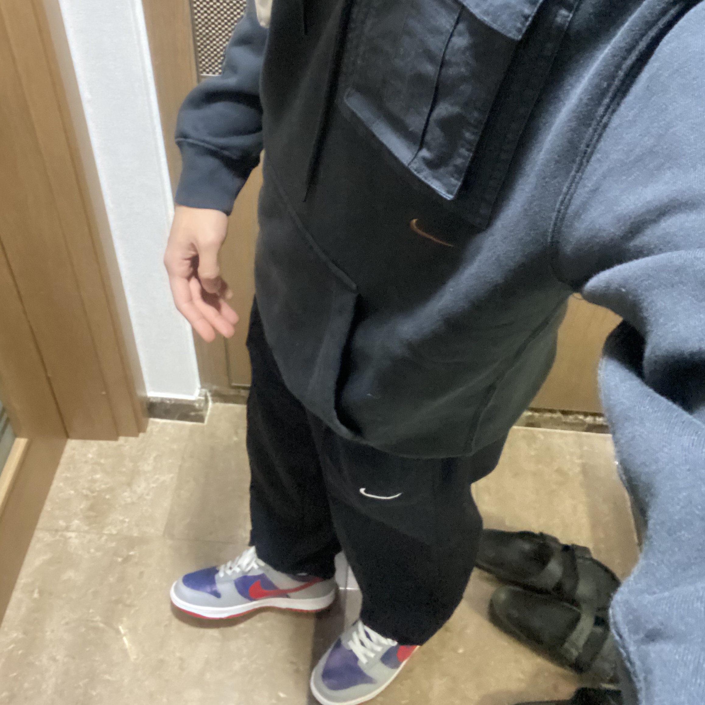 Nike Dunk Low SP Samba 2020, Nike x Travis Scott NRG AG Utility Hoodie Black 착용 스타일