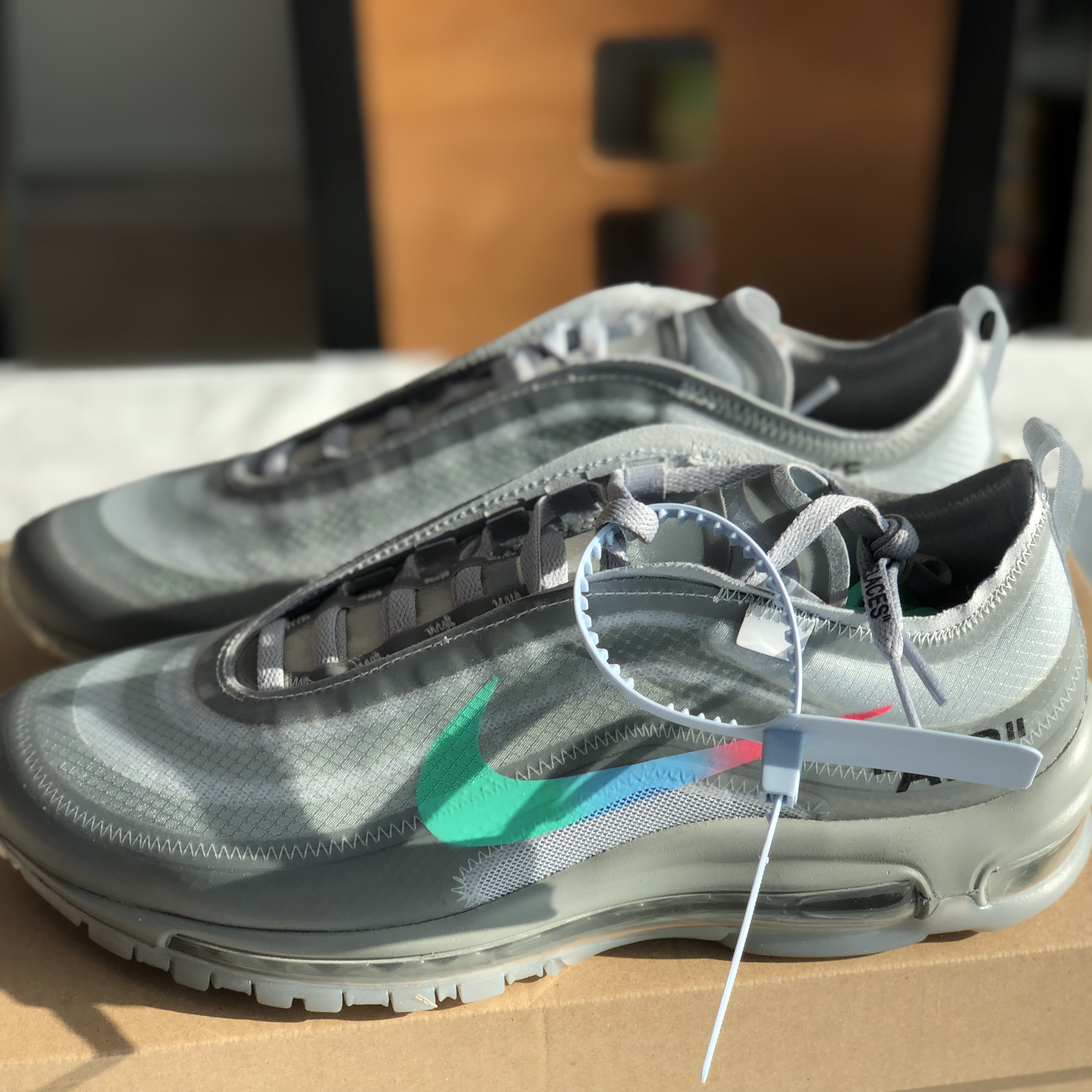Nike x Off-White Air Max 97 Menta, Nike x Parra Air Max 1 2018 착용 스타일 - 1
