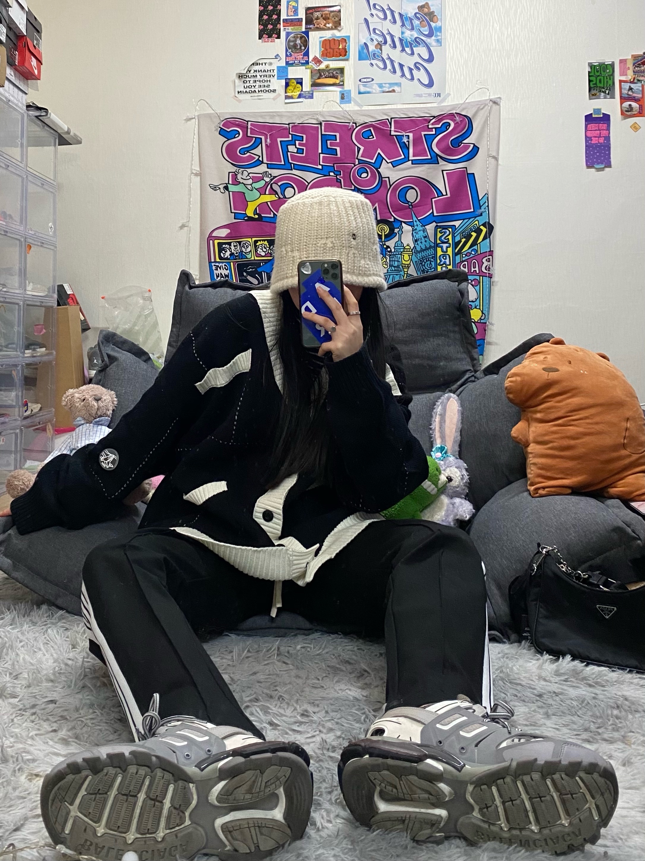 Balenciaga Track Sneakers Grey White 2019 착용 스타일 - 3