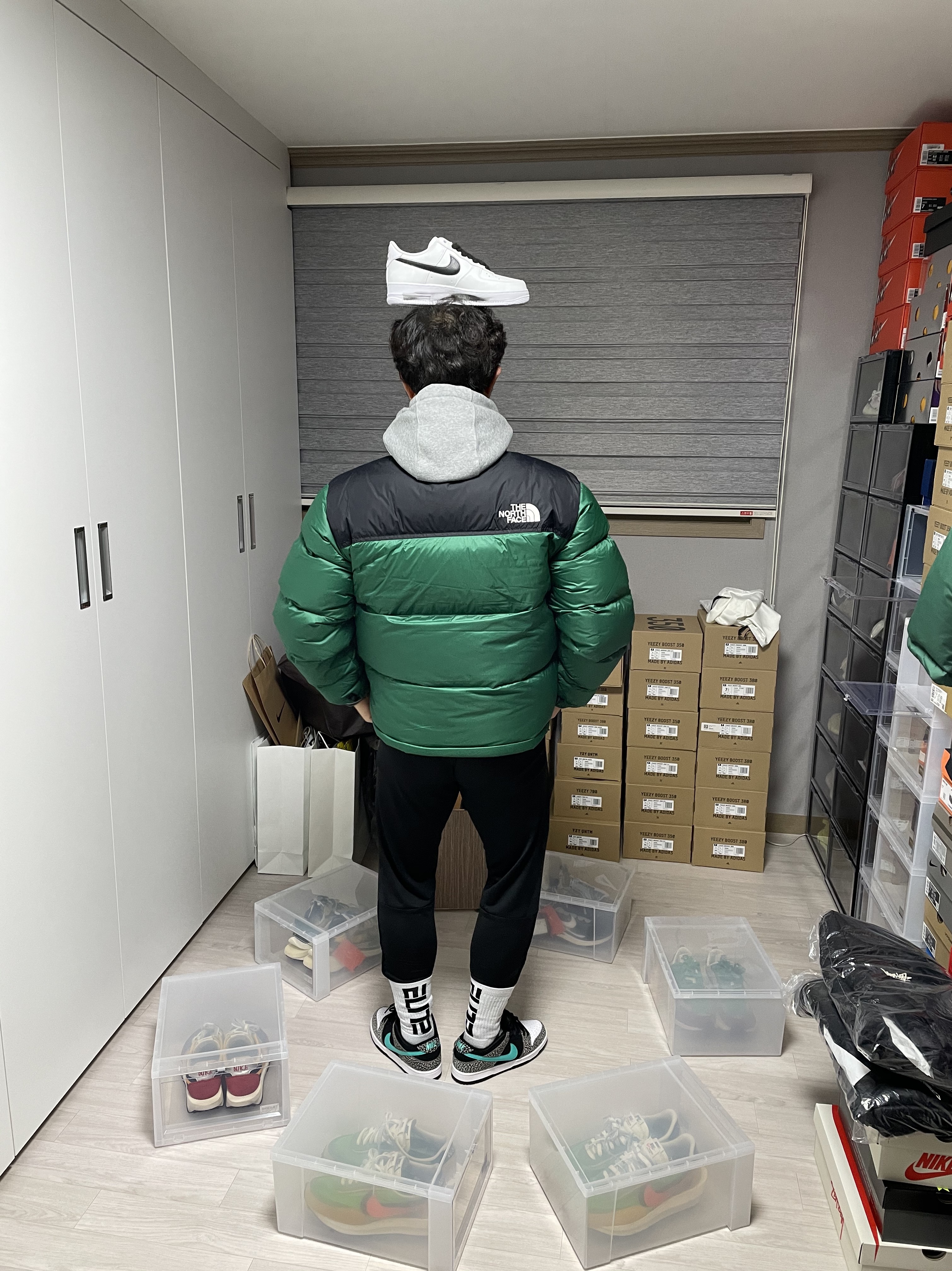Nike SB Dunk Low Pro Clear Jade, Nike x Peaceminusone Air Force 1 Low Para-Noise 2.0 착용 스타일 - 3