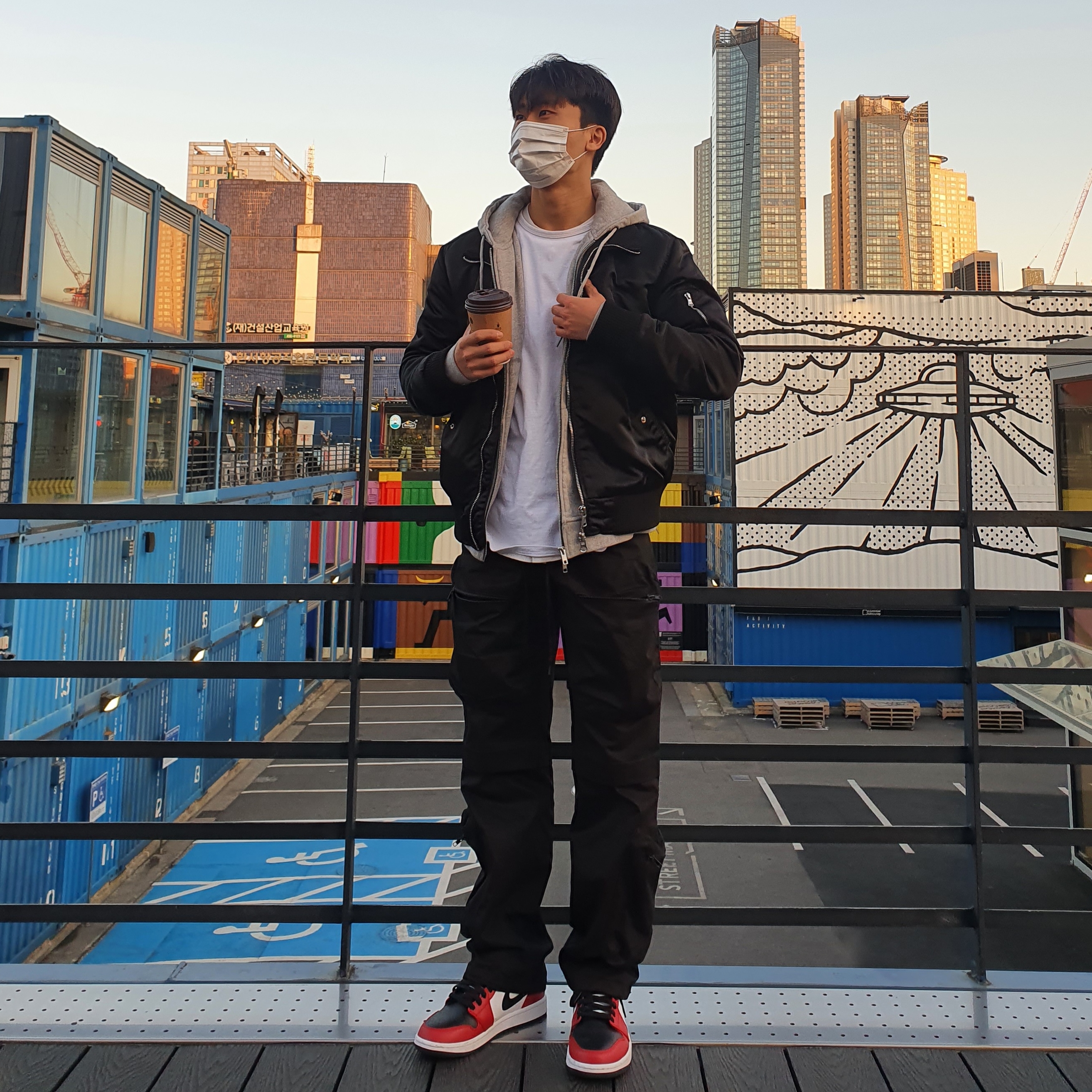 Jordan 1 Mid Chicago Black Toe 착용 스타일