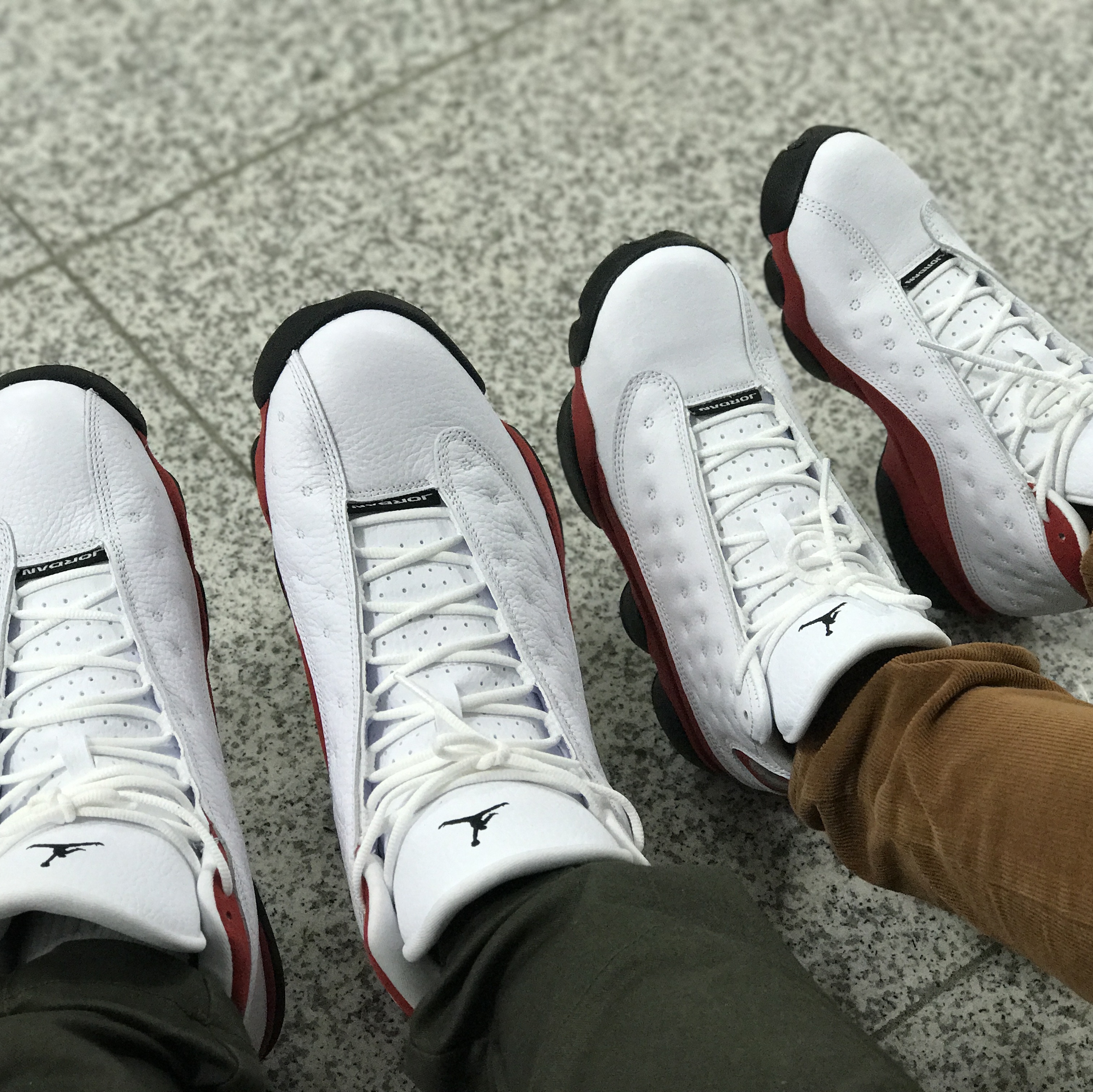Jordan 13 Retro OG Chicago 2017 착용 스타일 - 1