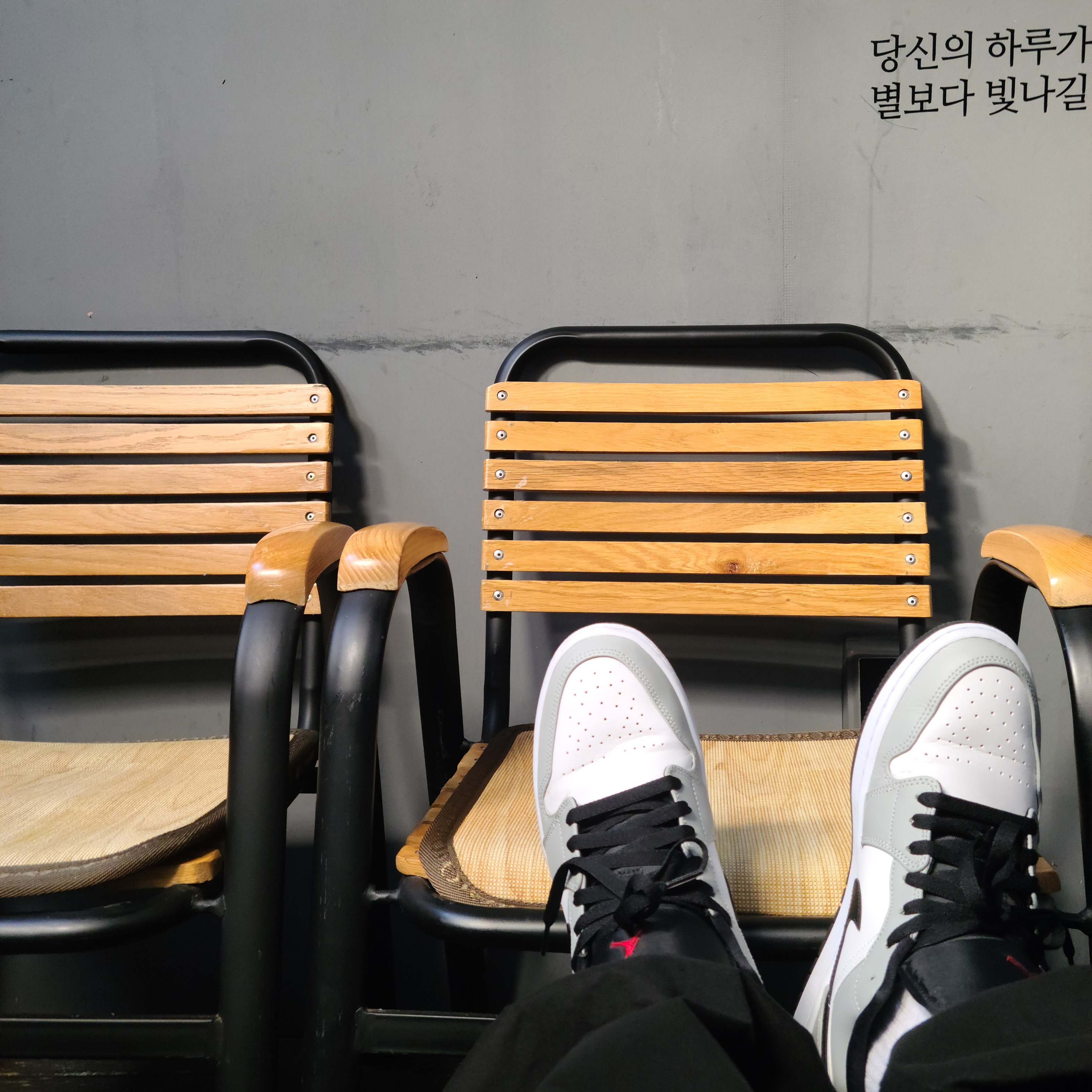 Jordan 1 Low Light Smoke Grey 착용 스타일