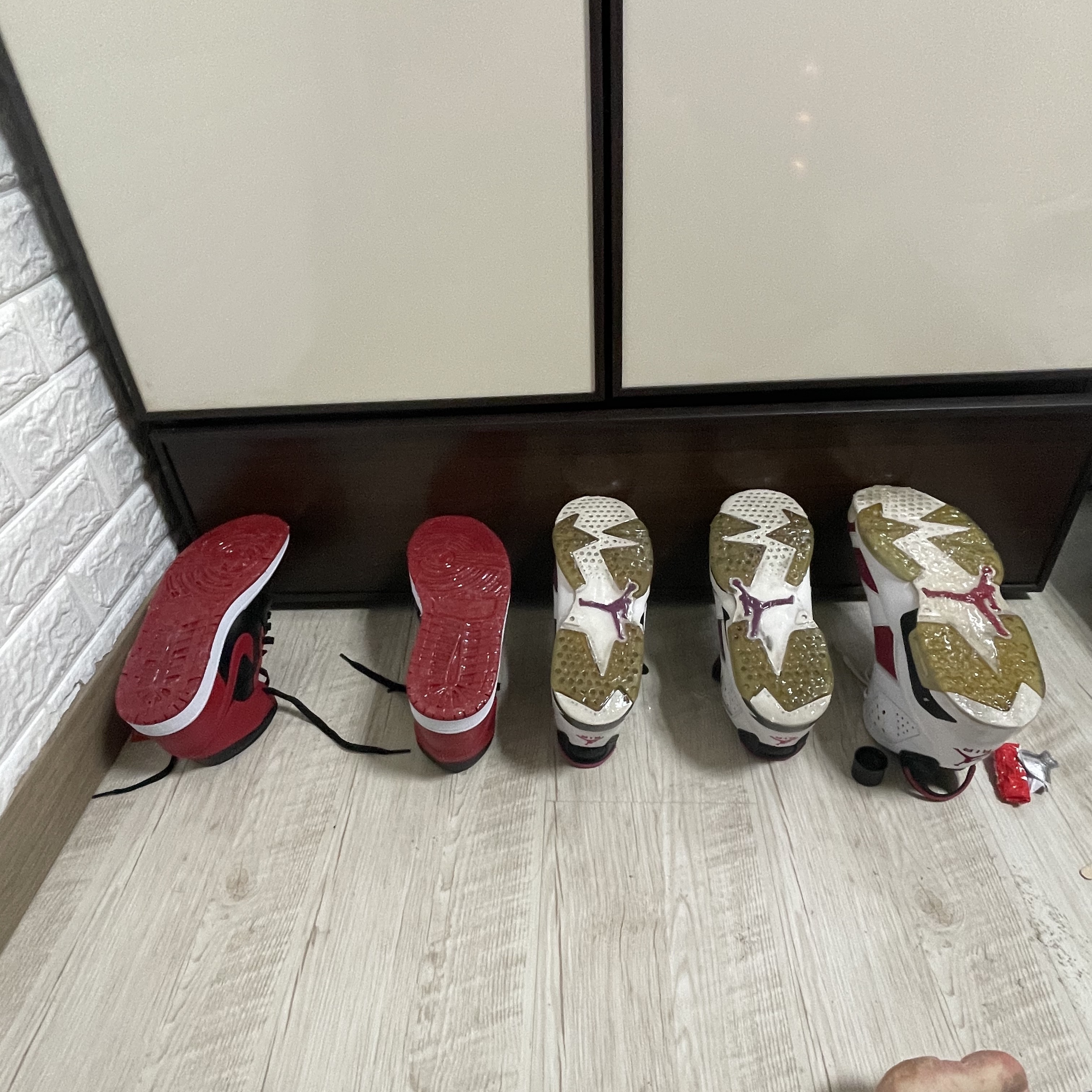Jordan 1 Mid Bred Banned 2020 착용 스타일