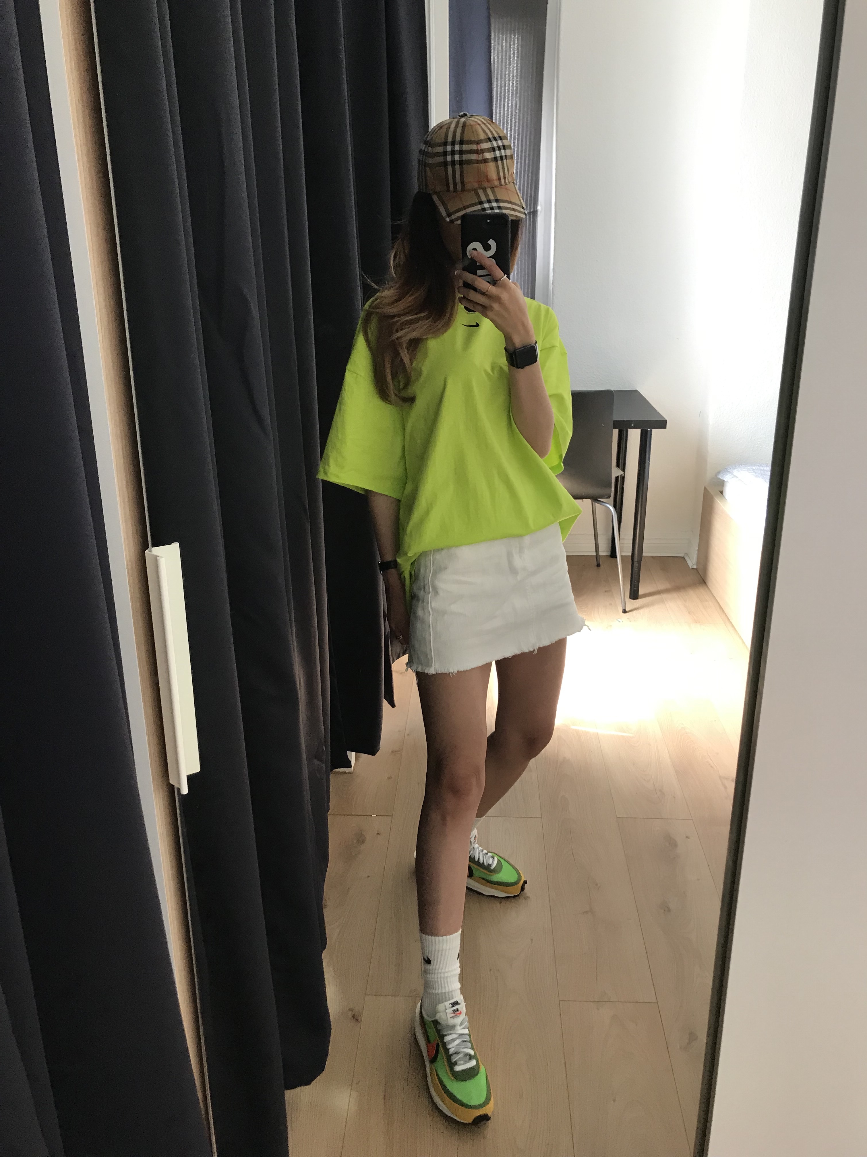 Nike x Sacai LDWaffle Green Multi 착용 스타일