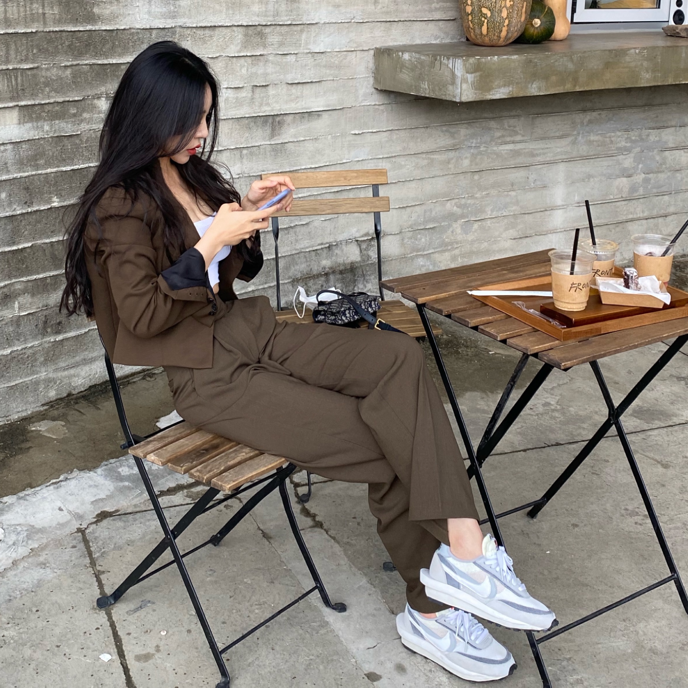 Nike x Sacai LDWaffle Summit White 착용 스타일