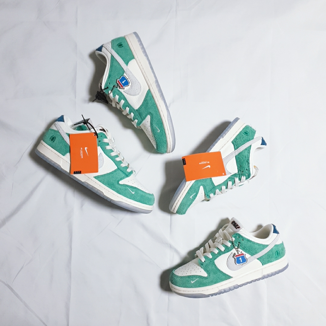 Nike x Kasina Dunk Low Road Sign - Kasina Exclusive 착용 스타일 - 5