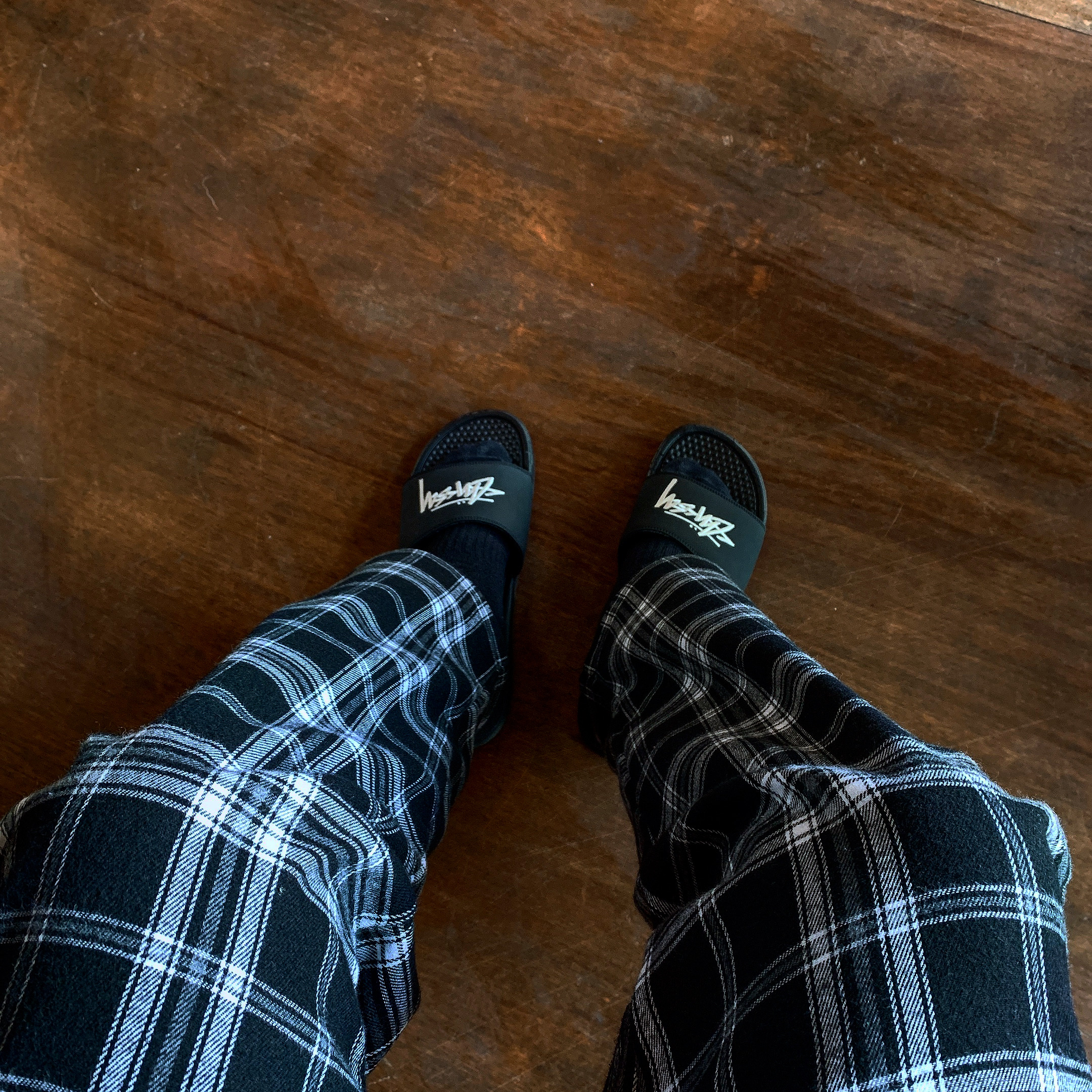 Nike x Stussy Benassi Slide Black 착용 스타일