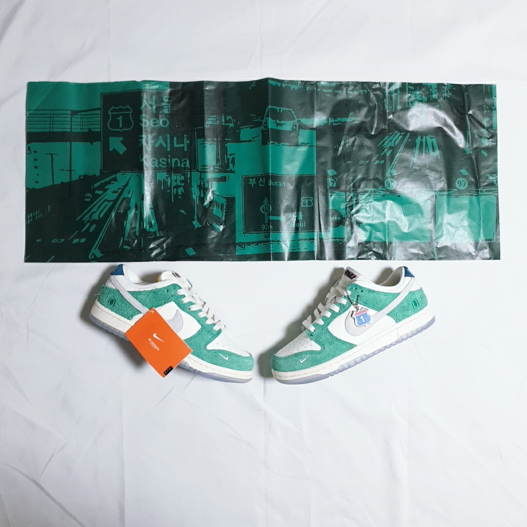 Nike x Kasina Dunk Low Road Sign - Kasina Exclusive 착용 스타일 - 4