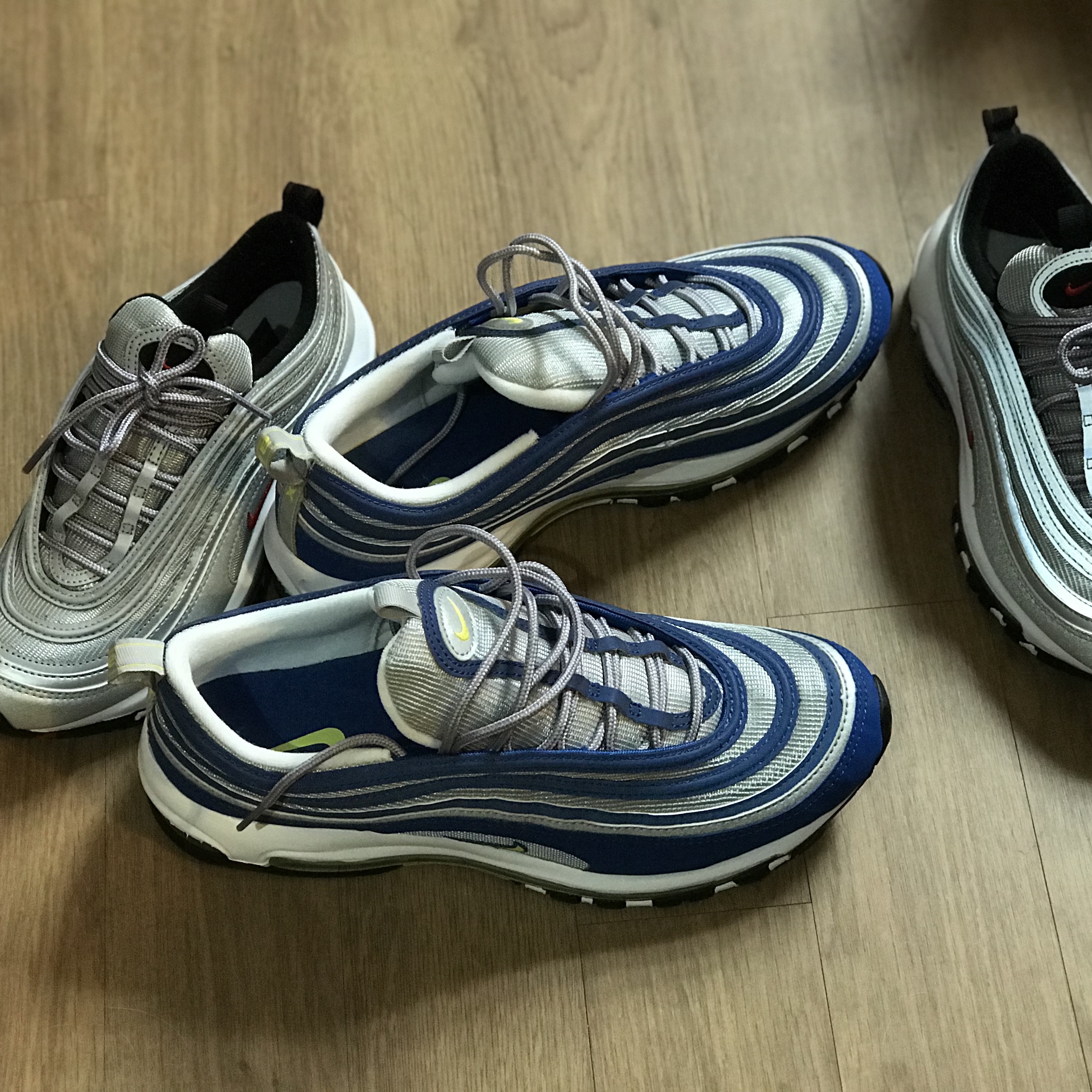 Nike Air Max 97 OG Royal Neon 착용 스타일 - 3