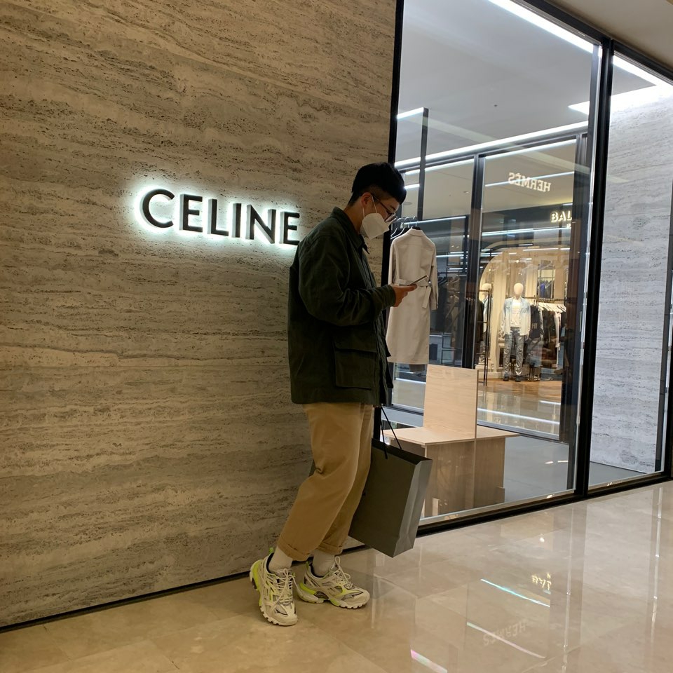 Balenciaga Track.2 Sneakers White Fluo Yellow 2020 착용 스타일
