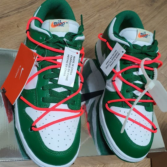 Nike x Off-White Dunk Low Pine Green 착용 스타일 - 2