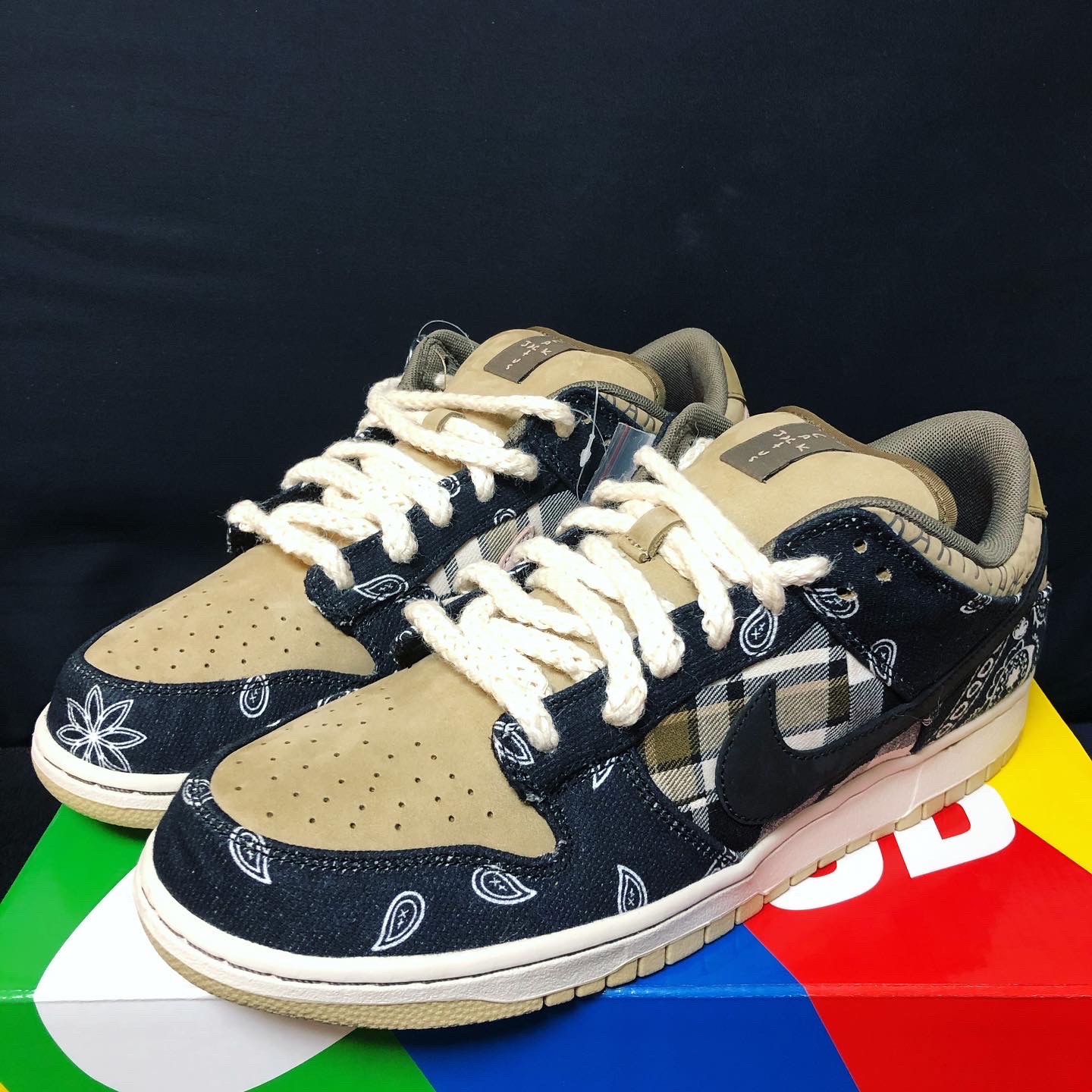 Nike x Travis Scott SB Dunk Low 착용 스타일 - 1
