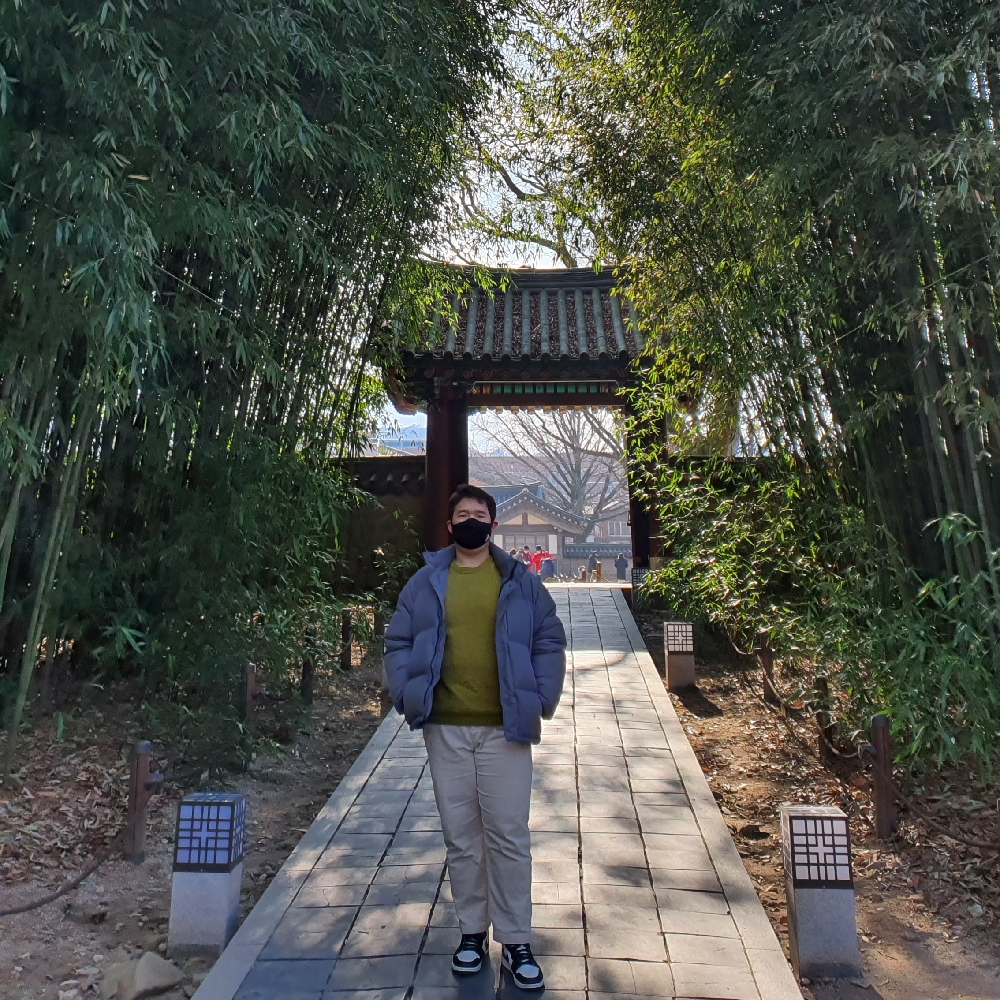 KREAM 프로필 이미지