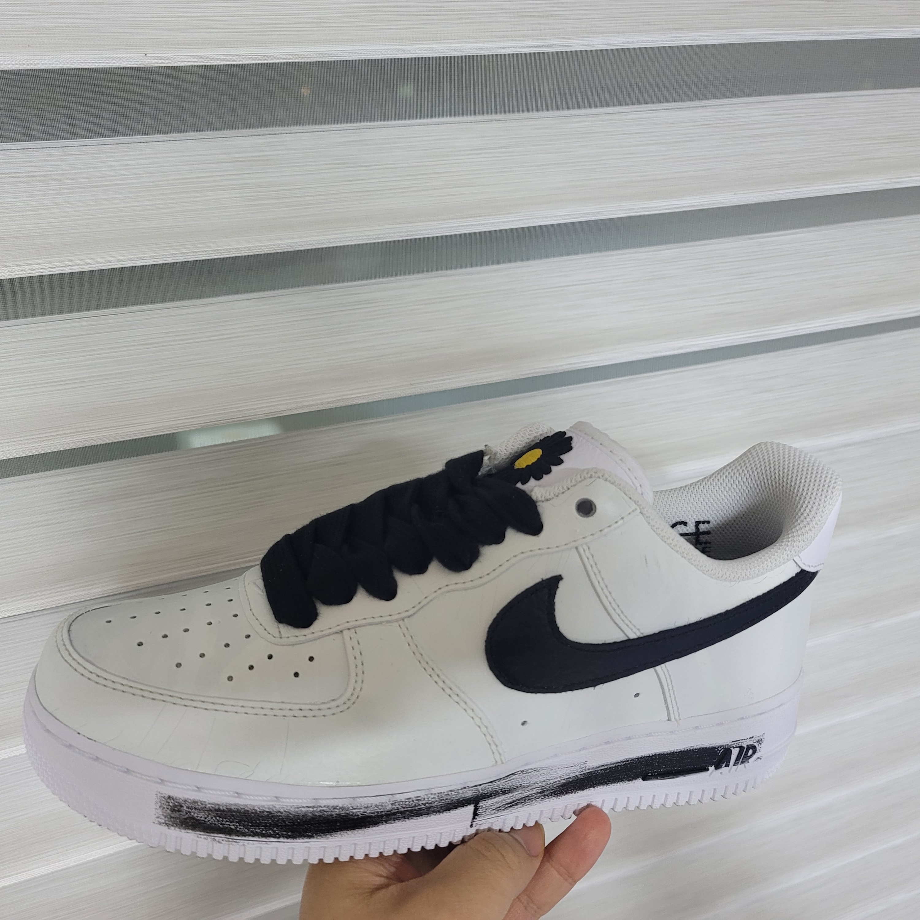 Nike x Peaceminusone Air Force 1 Low Para-Noise 2.0 착용 스타일