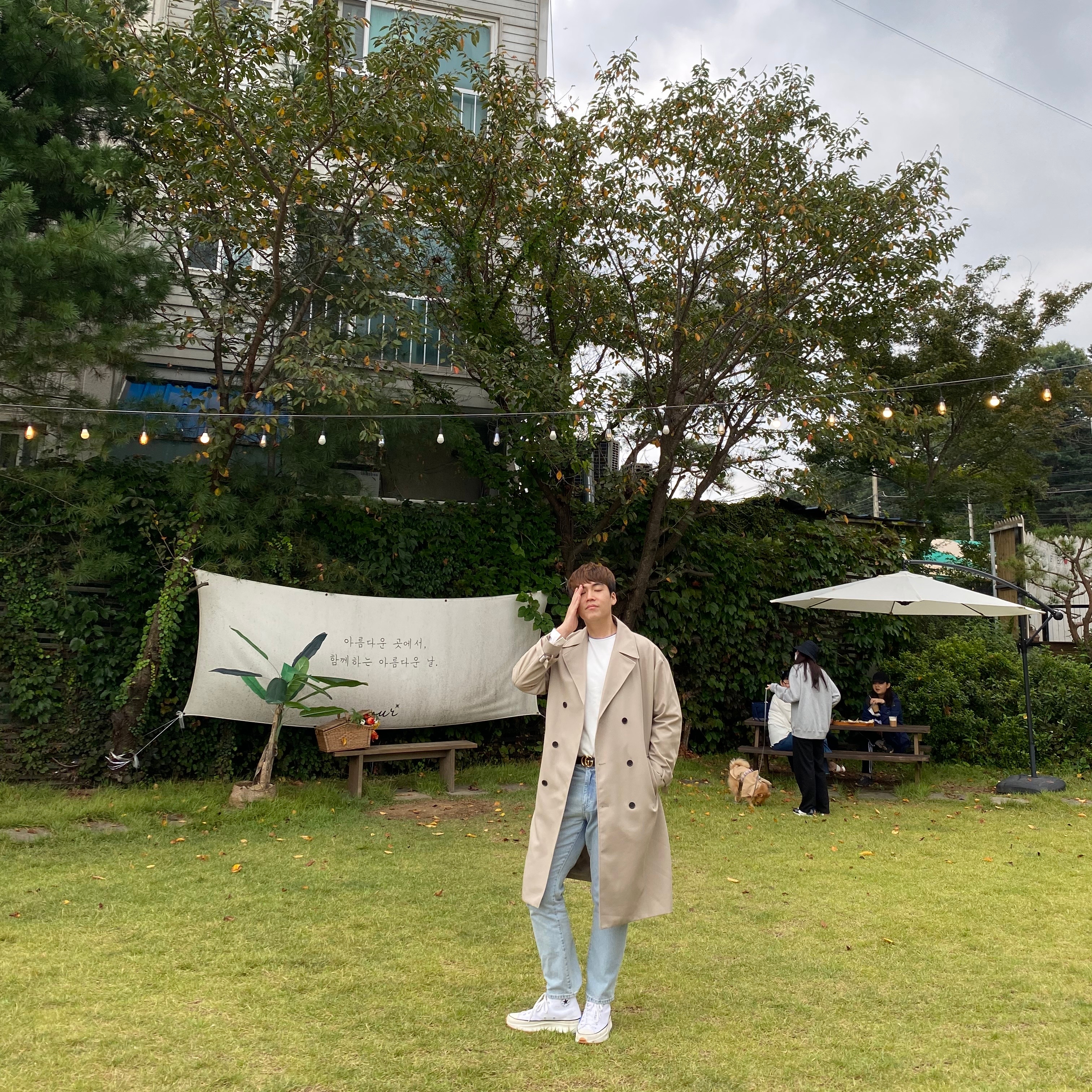 Converse x JW Anderson Run Star Hike Hi White 착용 스타일