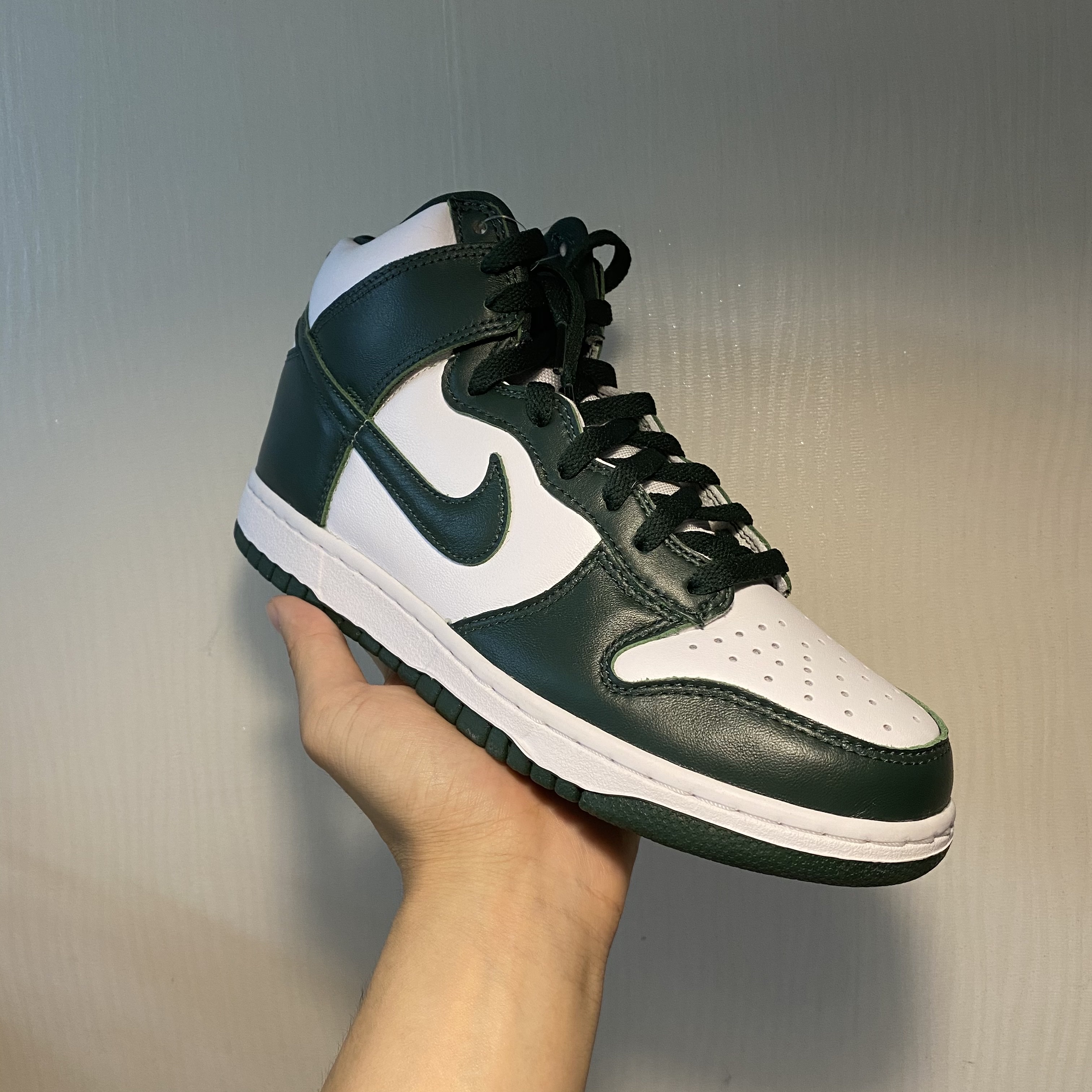 Nike Dunk High SP Spartan Green 착용 스타일 - 3