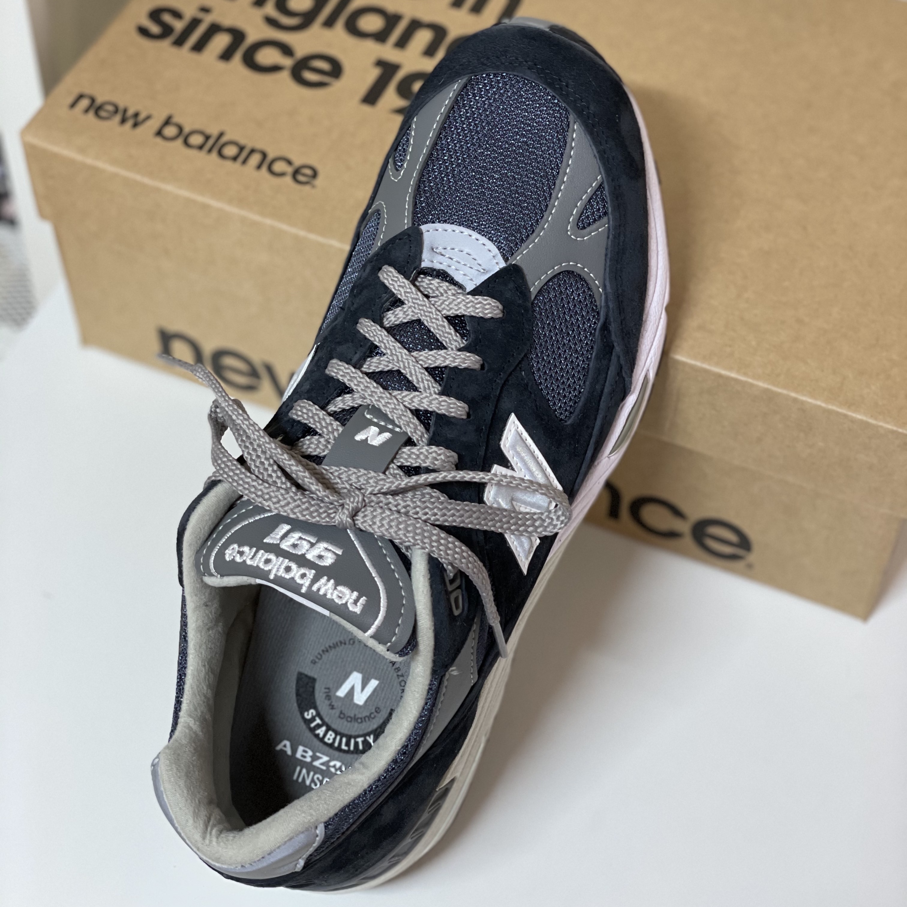 New Balance 991 Made in UK Navy 착용 스타일 - 1