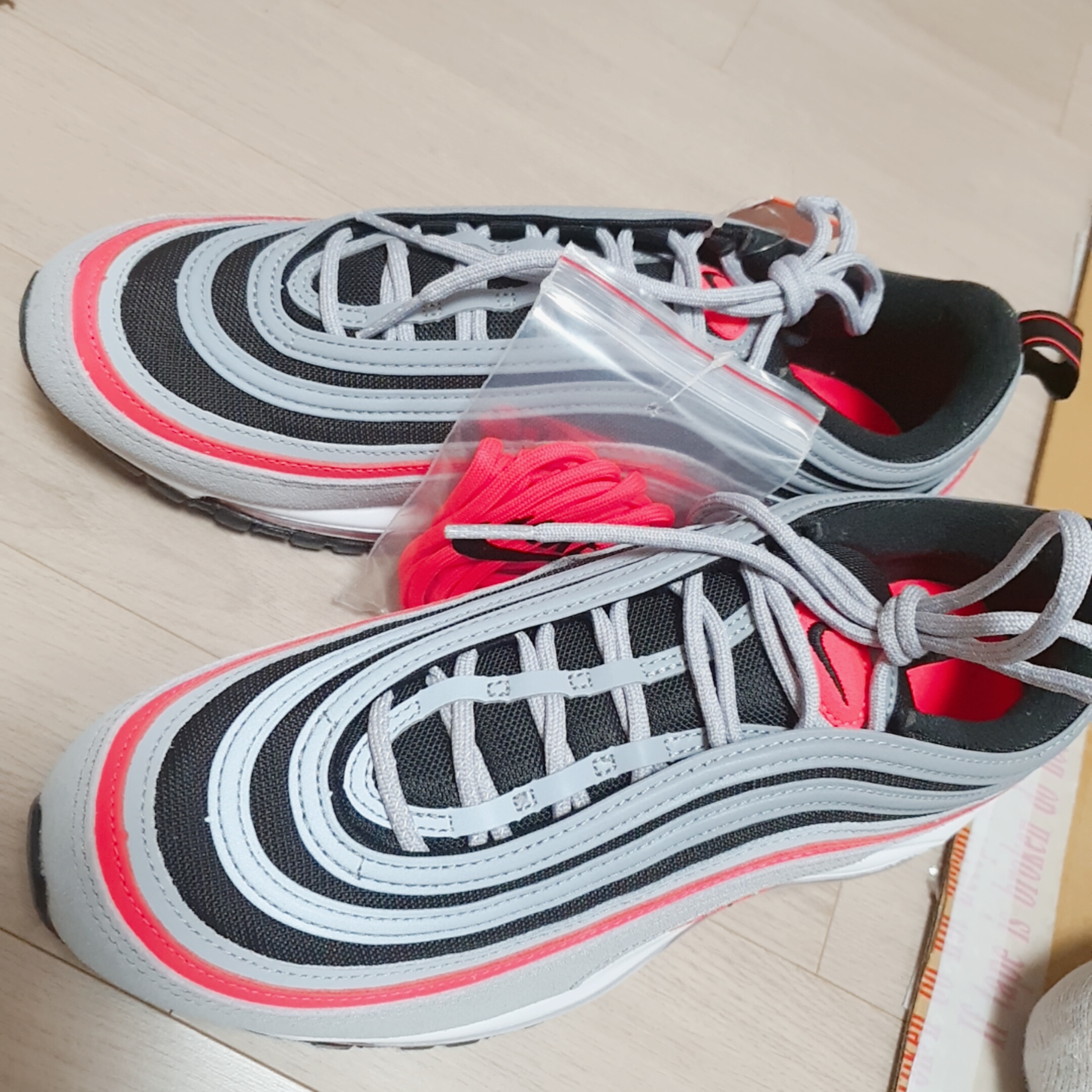 Nike Air Max 97 Neon Seoul 착용 스타일 - 1