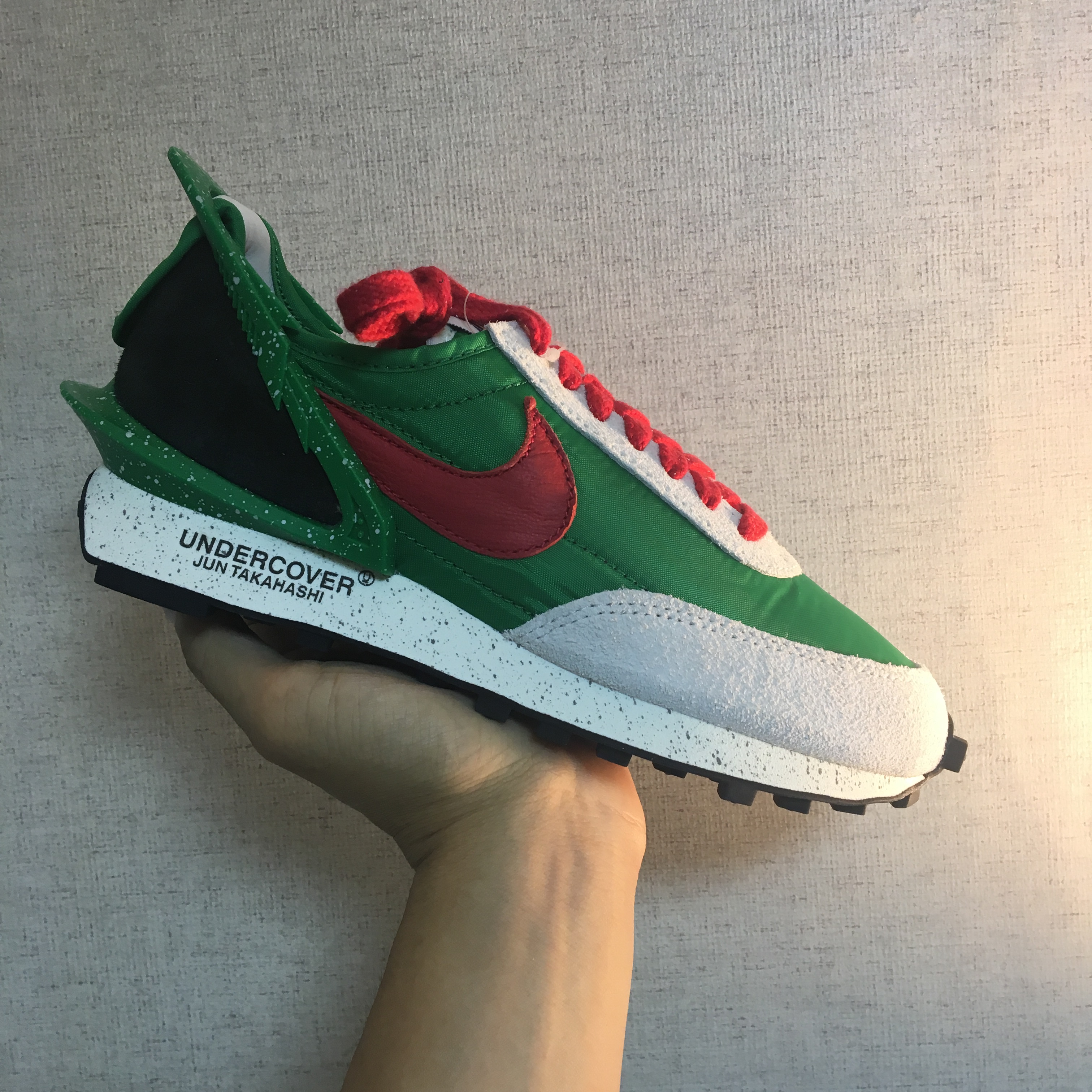 (W) Nike x Undercover Daybreak Lucky Green Red 착용 스타일 - 2