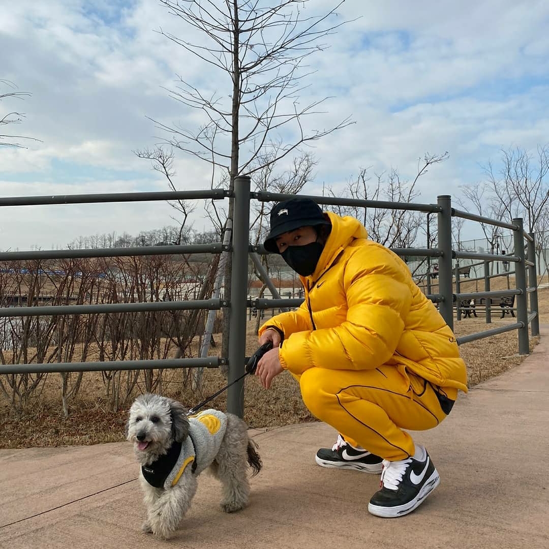 Nike x Drake Nocta Puffer Jacket University Gold - Asia, Nike x Drake Nocta Fleece Pants University Gold - Asia 착용 스타일
