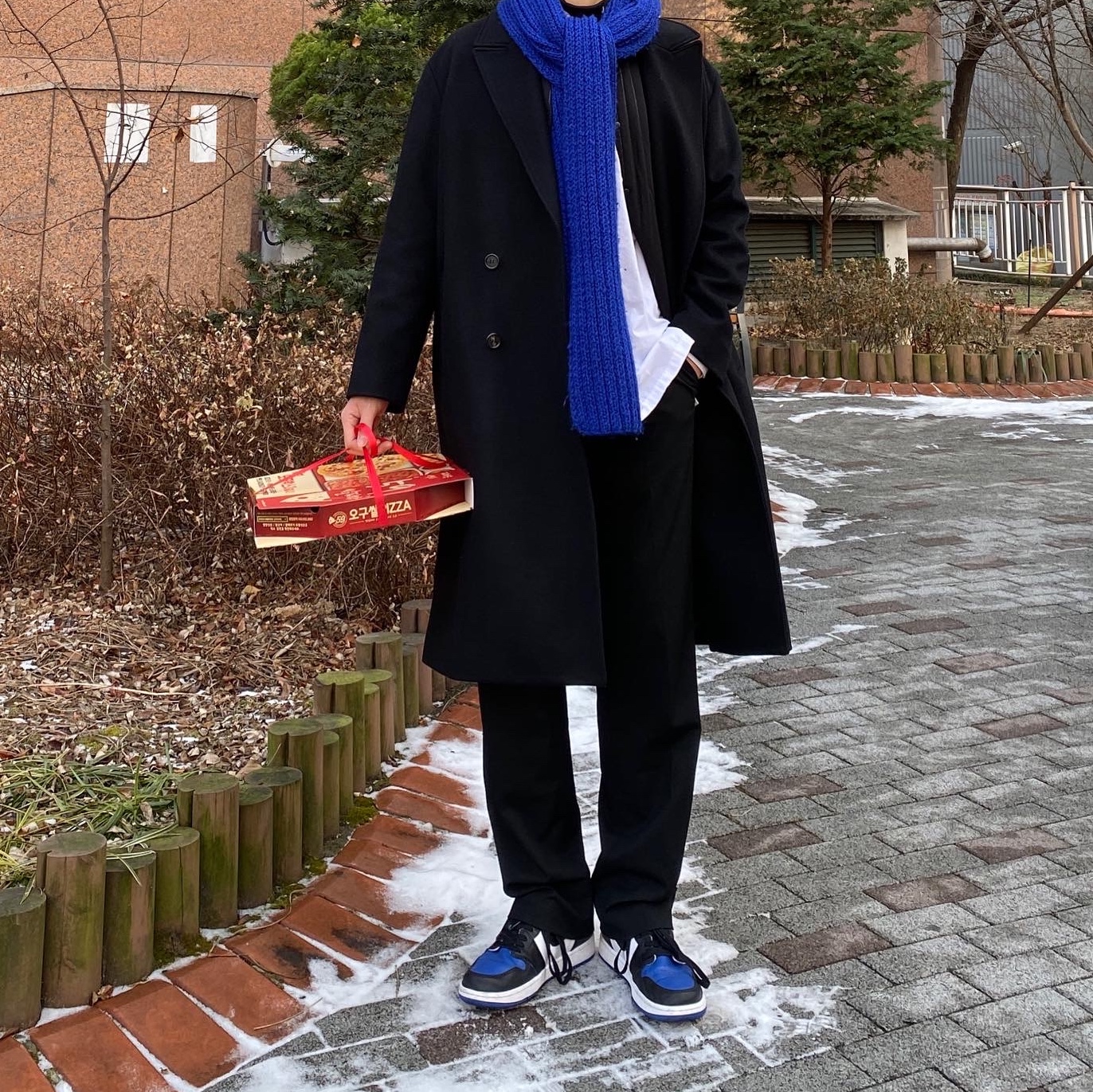Jordan 1 Retro High OG Royal Toe 착용 스타일