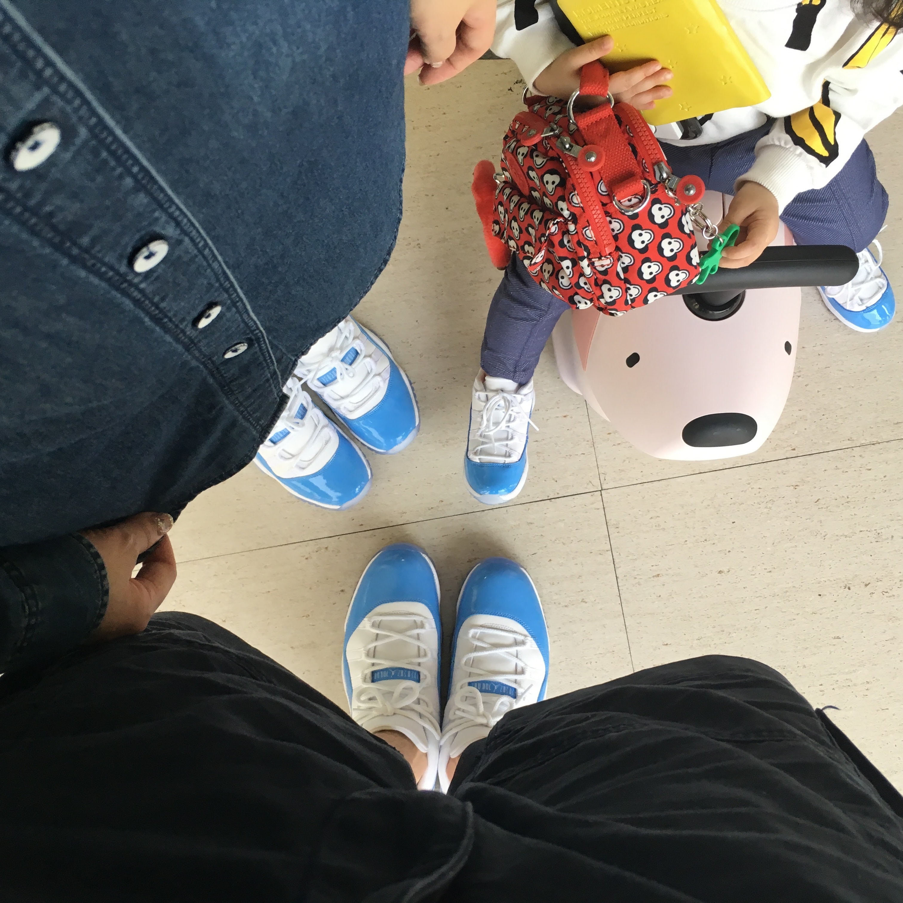 Jordan 11 Retro Low University Blue 2017, (GS) Jordan 11 Retro Low University Blue 착용 스타일